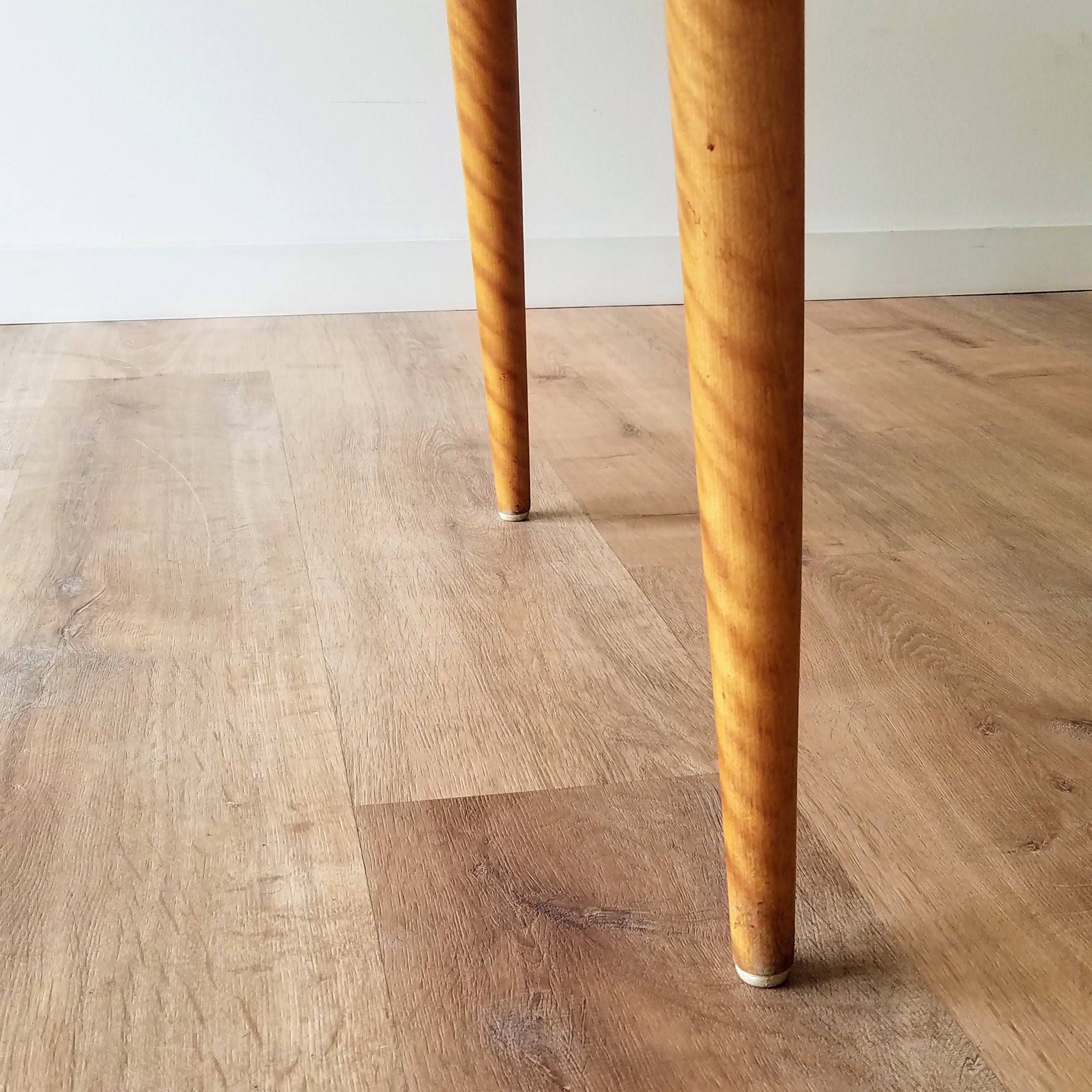 Leslie Diamond Drop-Leaf Dining Table