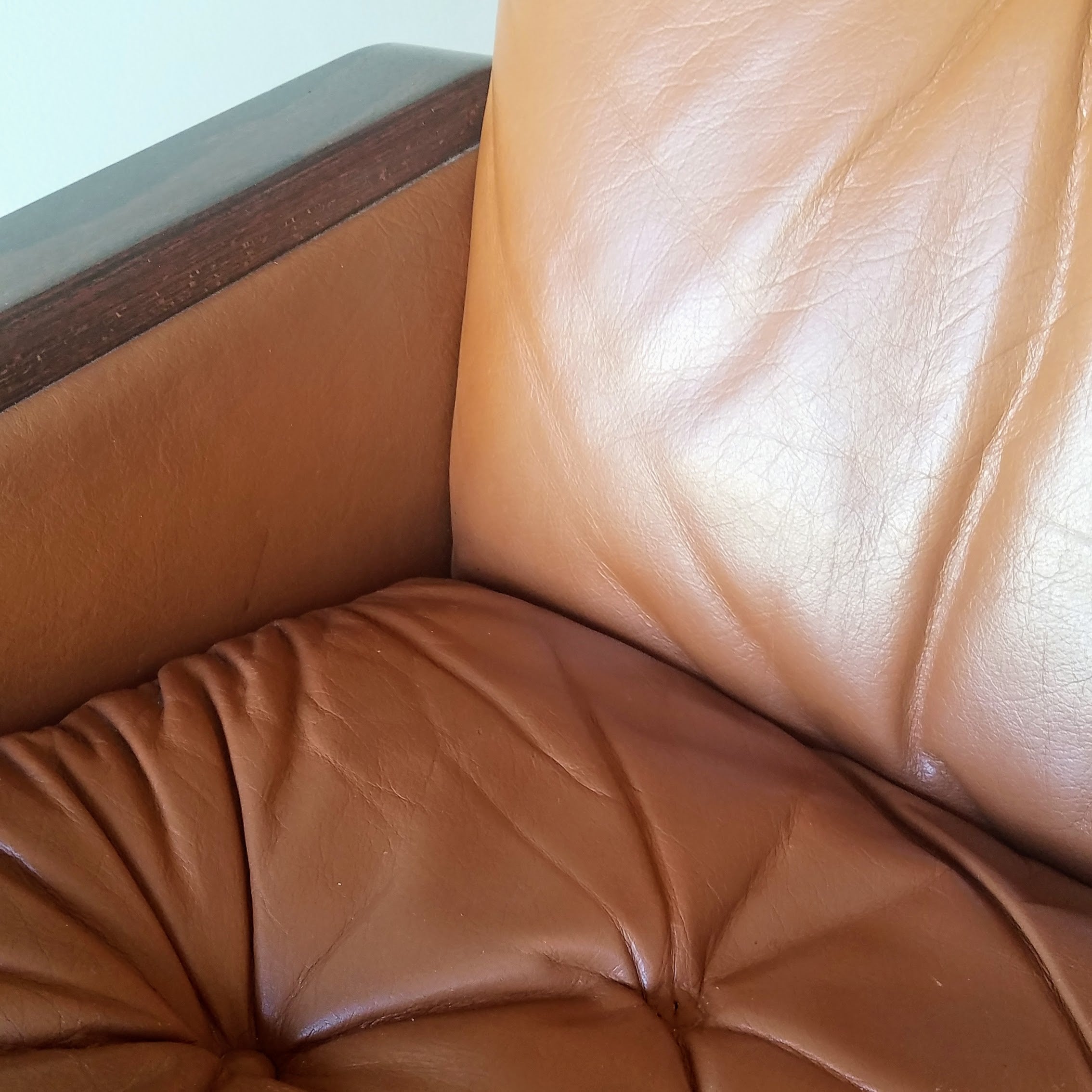 Vatne Mobler Recliner + Ottoman