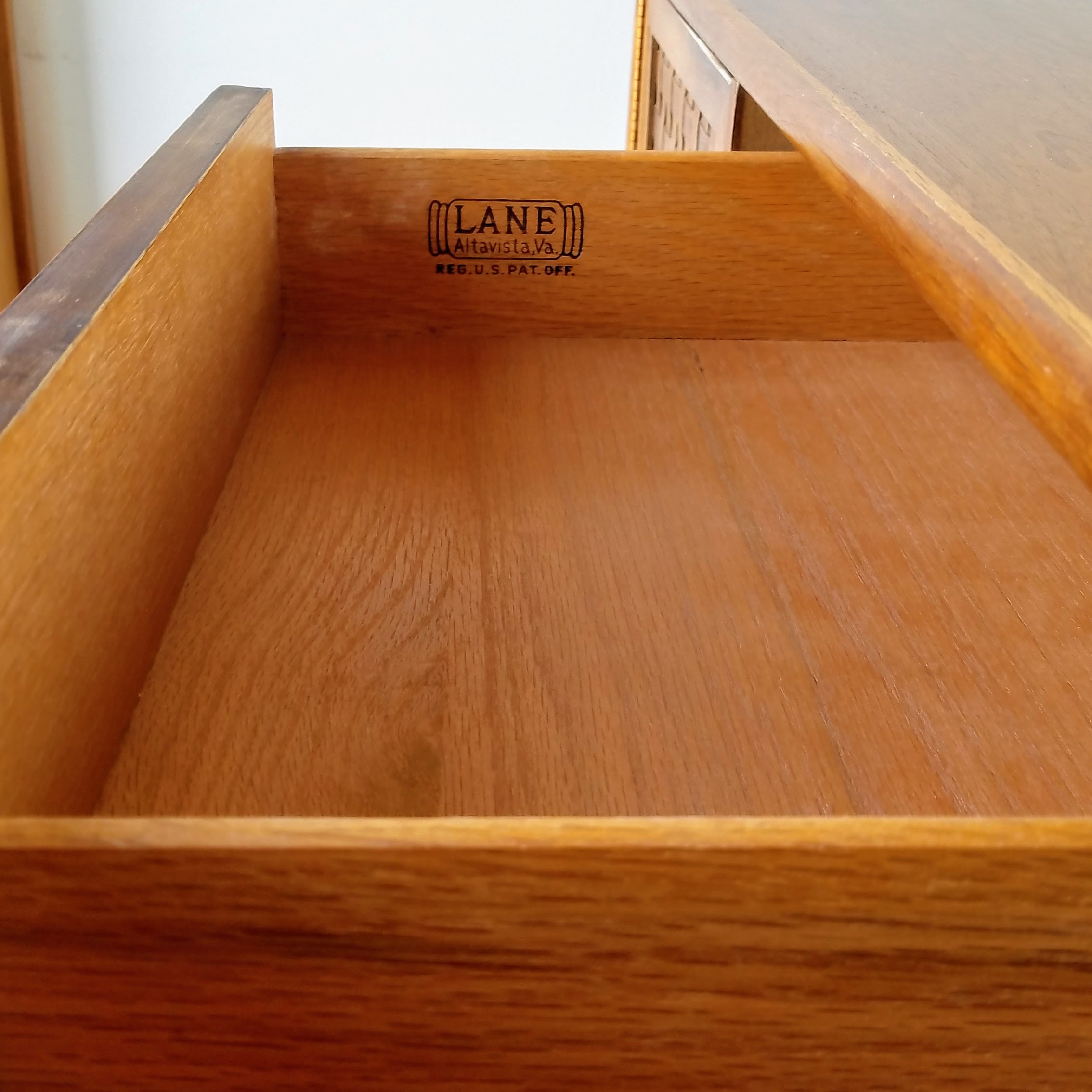 Lane Perception Dresser w/ Mirror