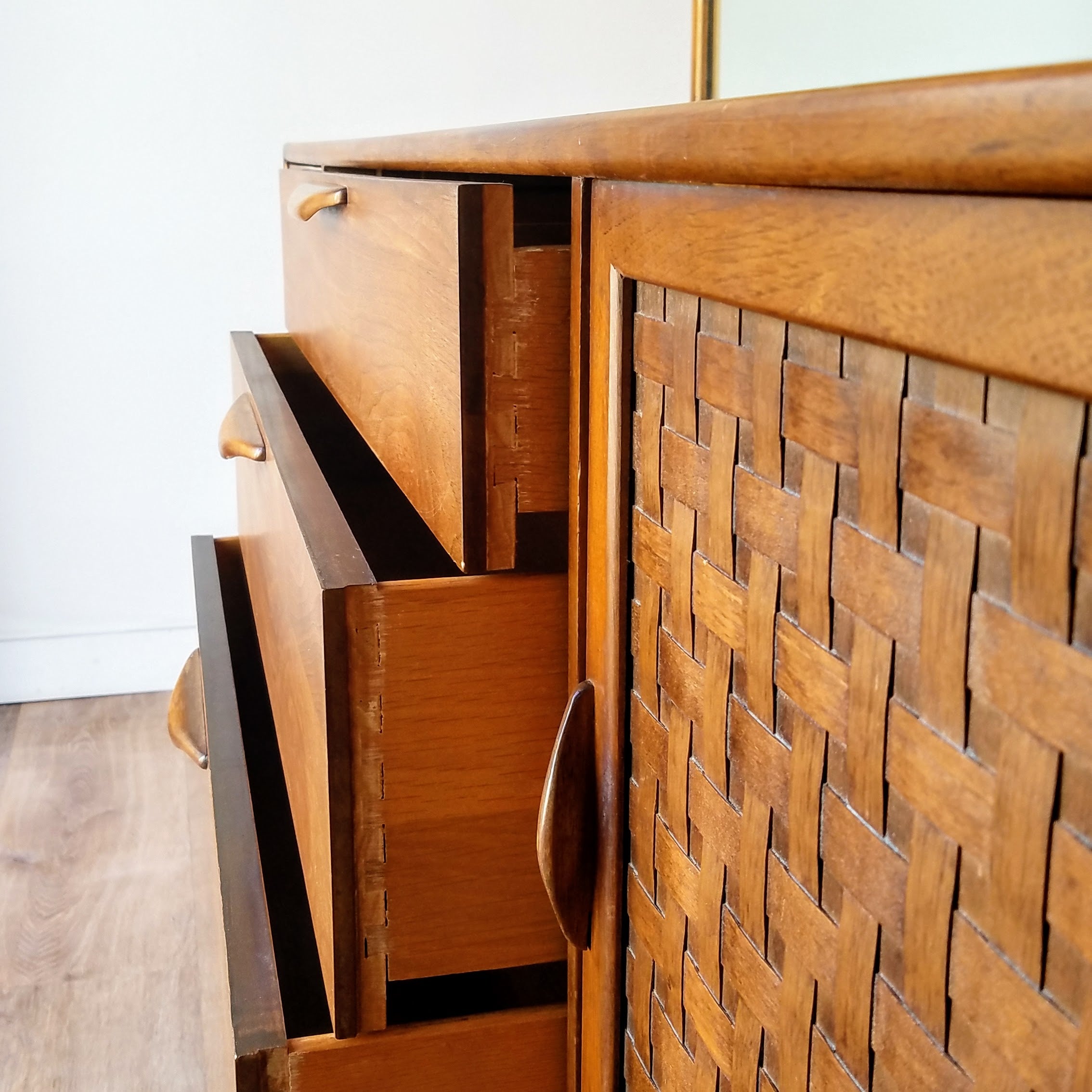Lane Perception Dresser w/ Mirror