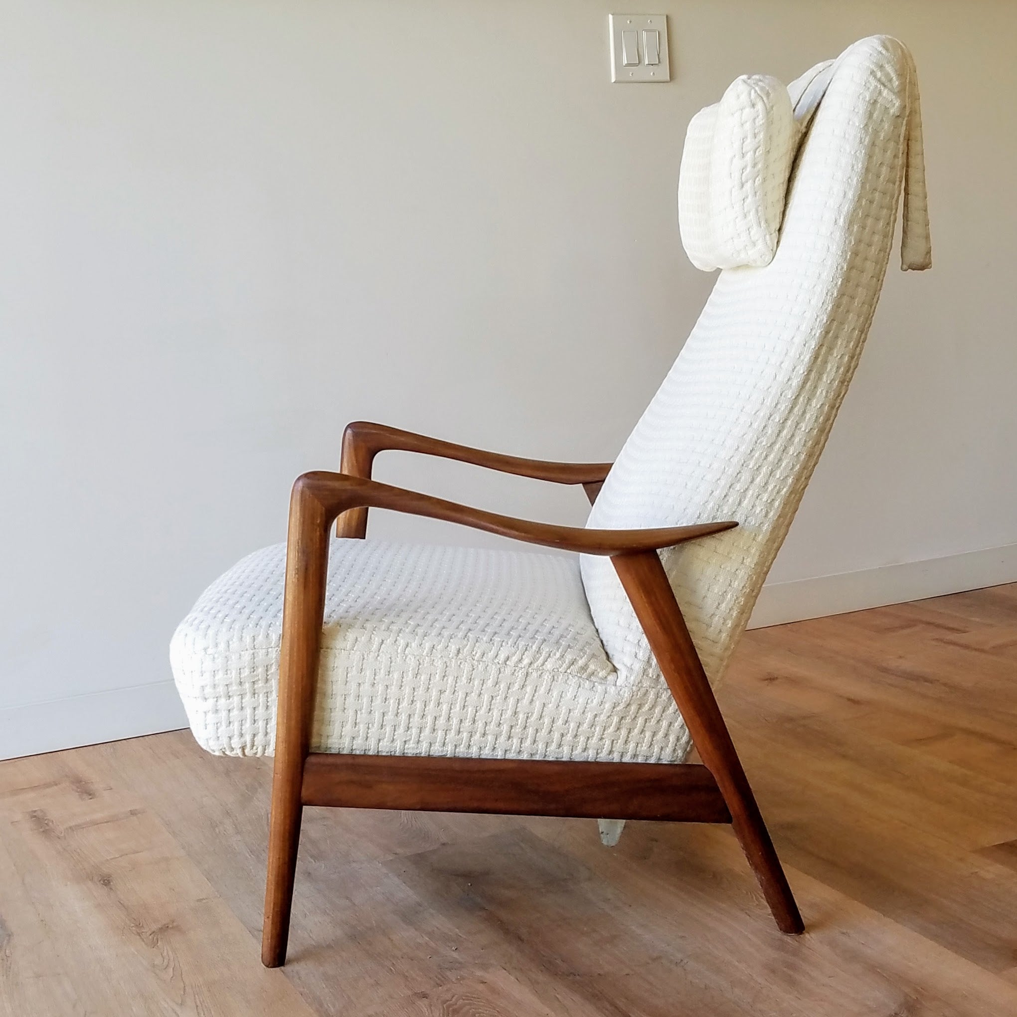 Folke Ohlsson Recliner