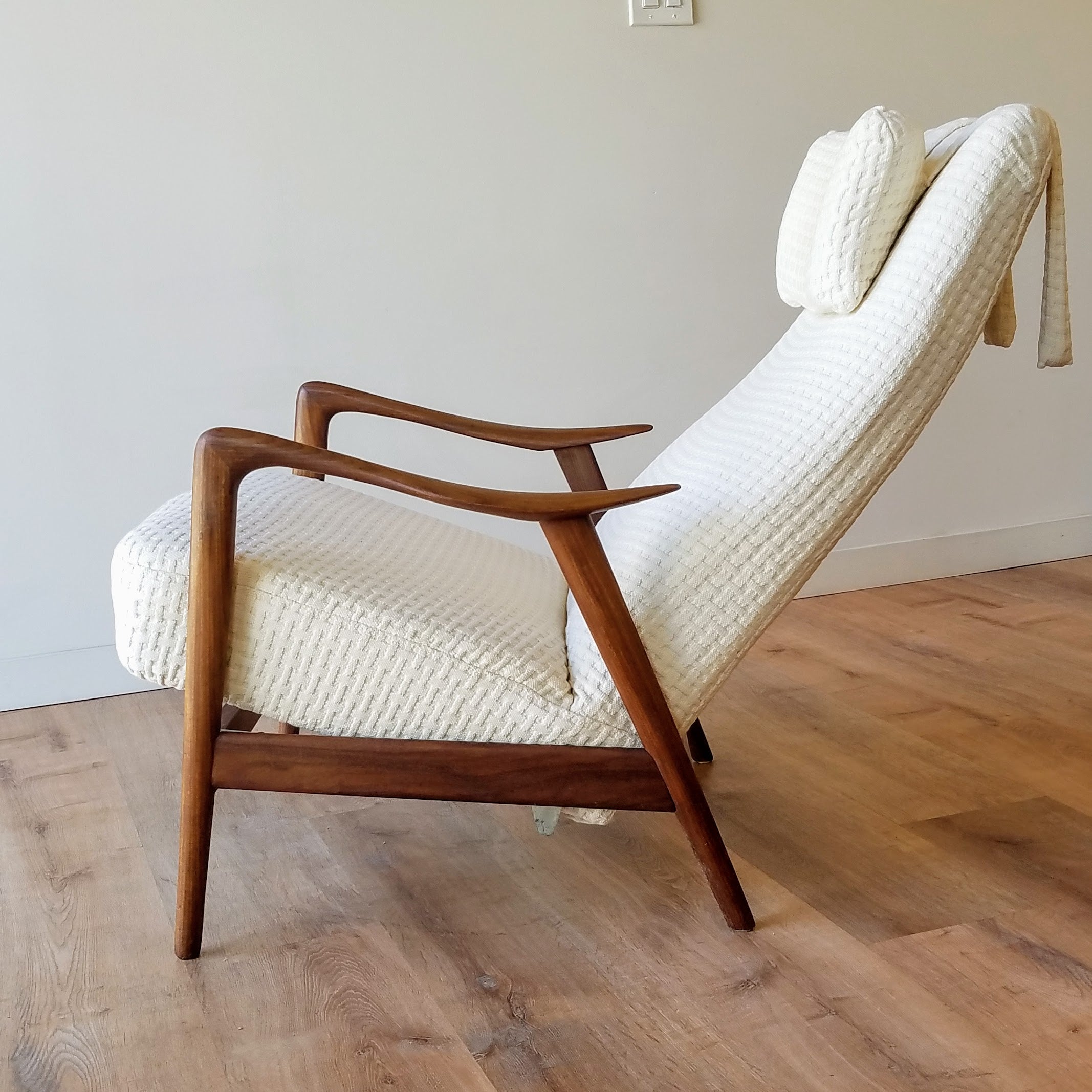 Folke Ohlsson Recliner
