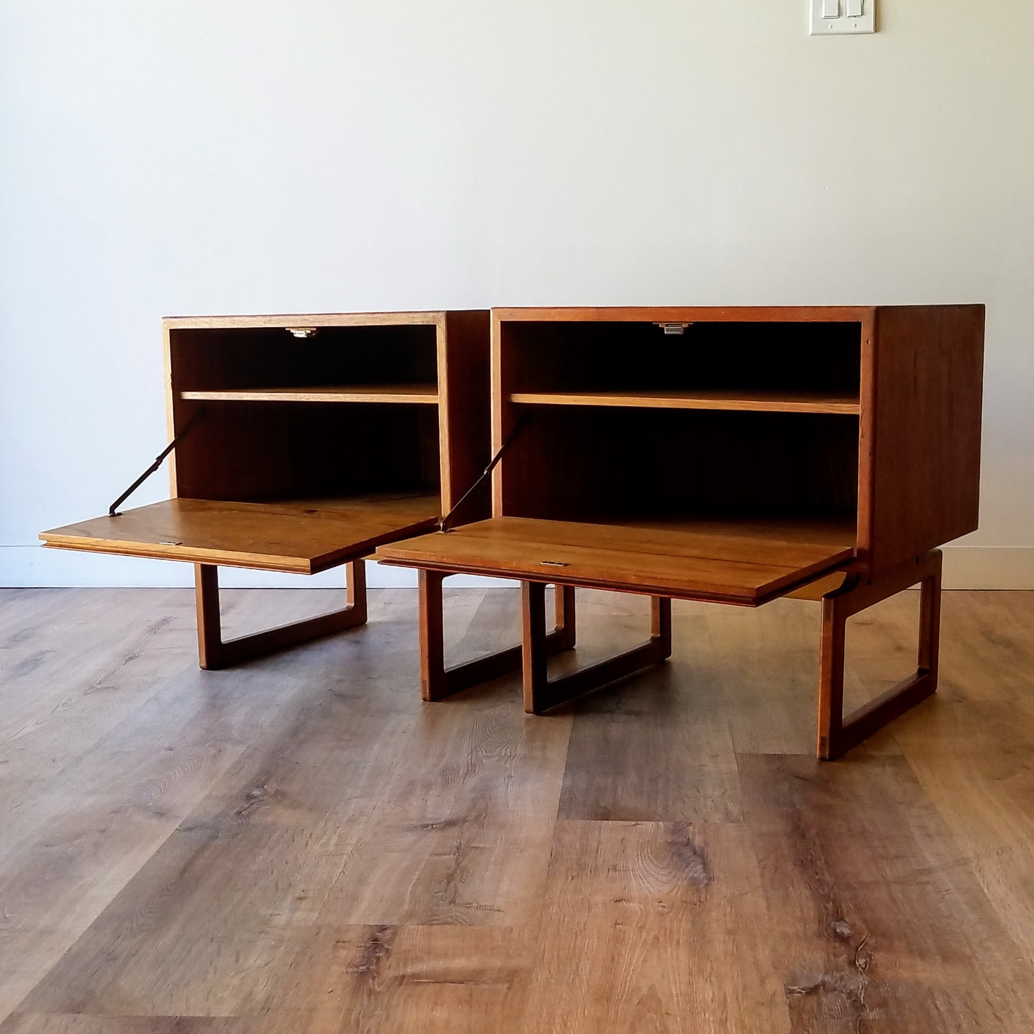 Arne Hovmand-Olsen Nightstands