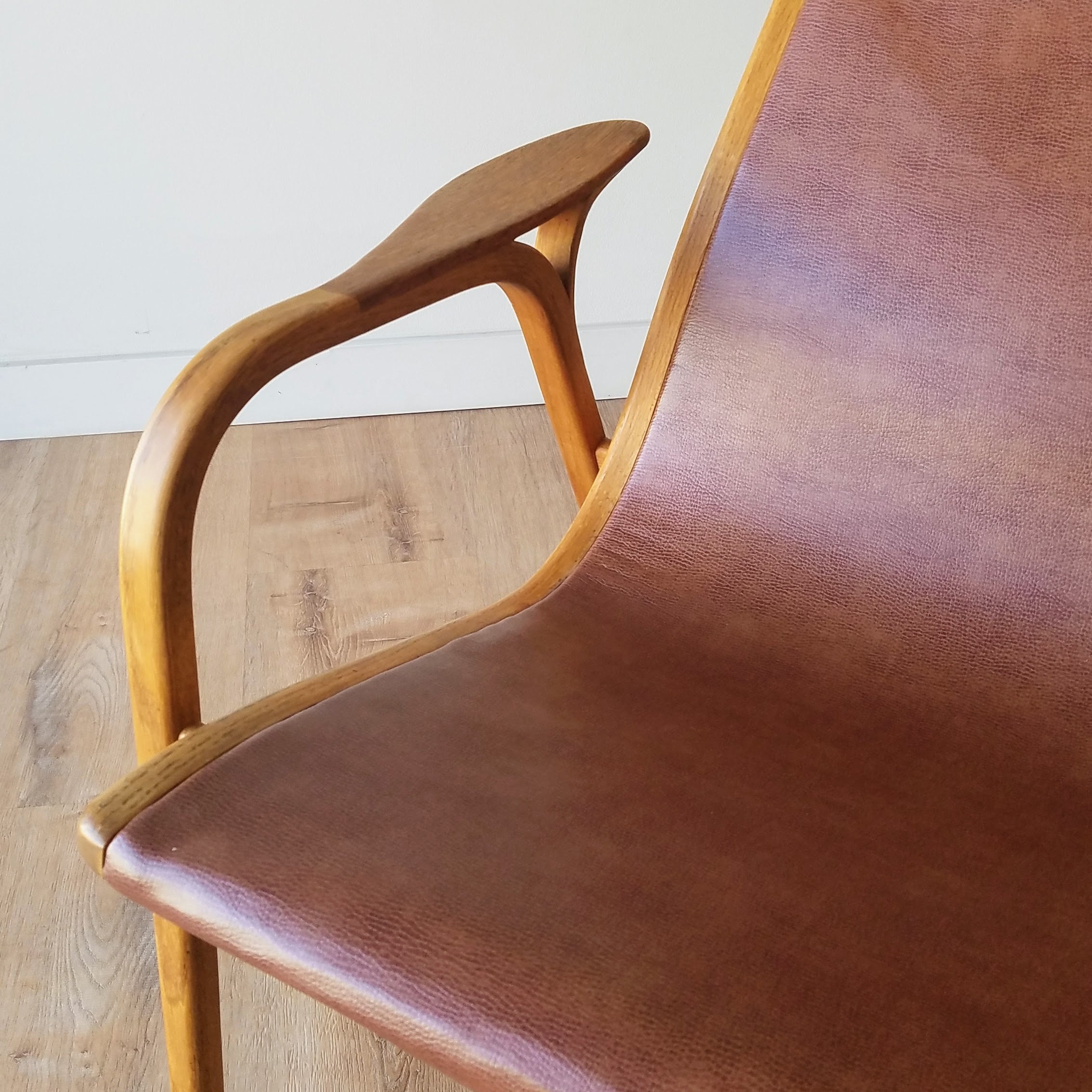 Yngve Ekström Lamino Chair