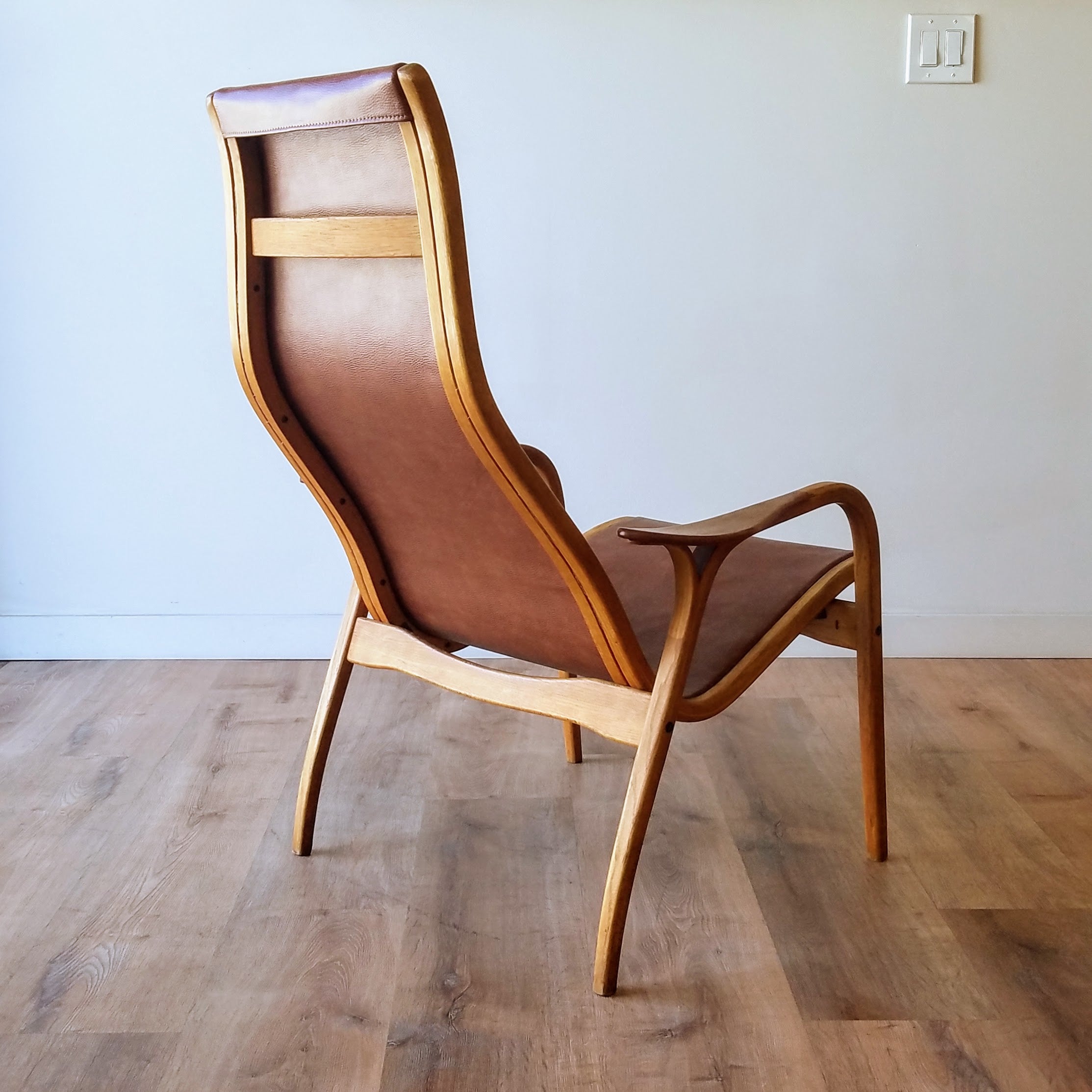 Yngve Ekström Lamino Chair