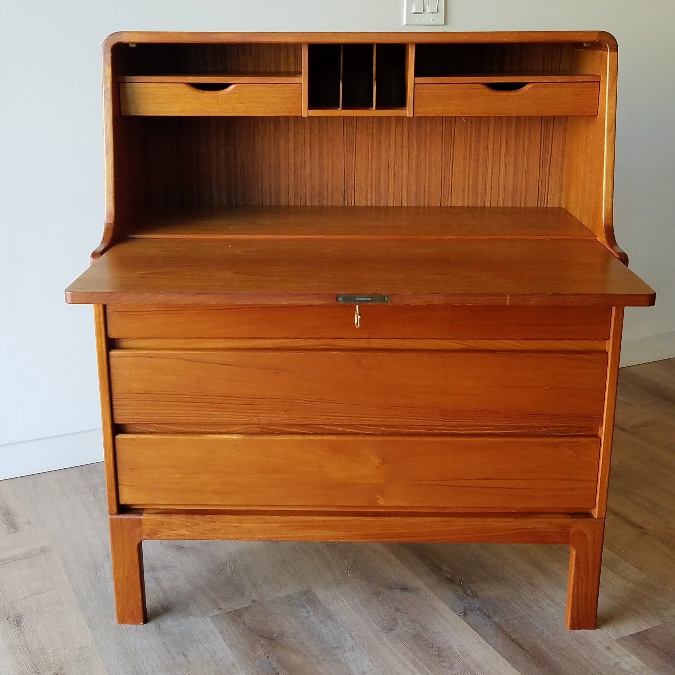 Arne Wahl Iversen Secretary Desk, Model 88