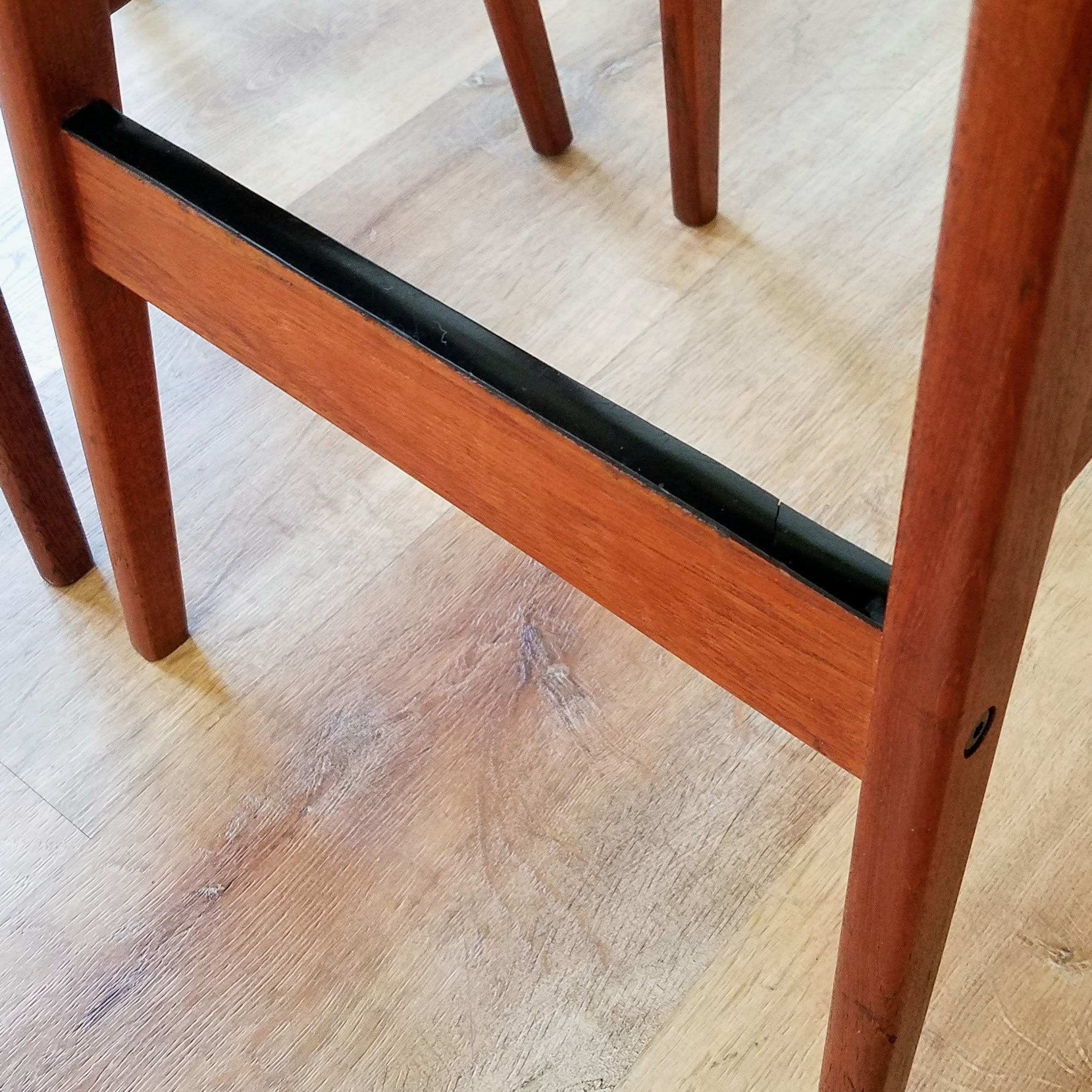 Johannes Andersen Bar Stools