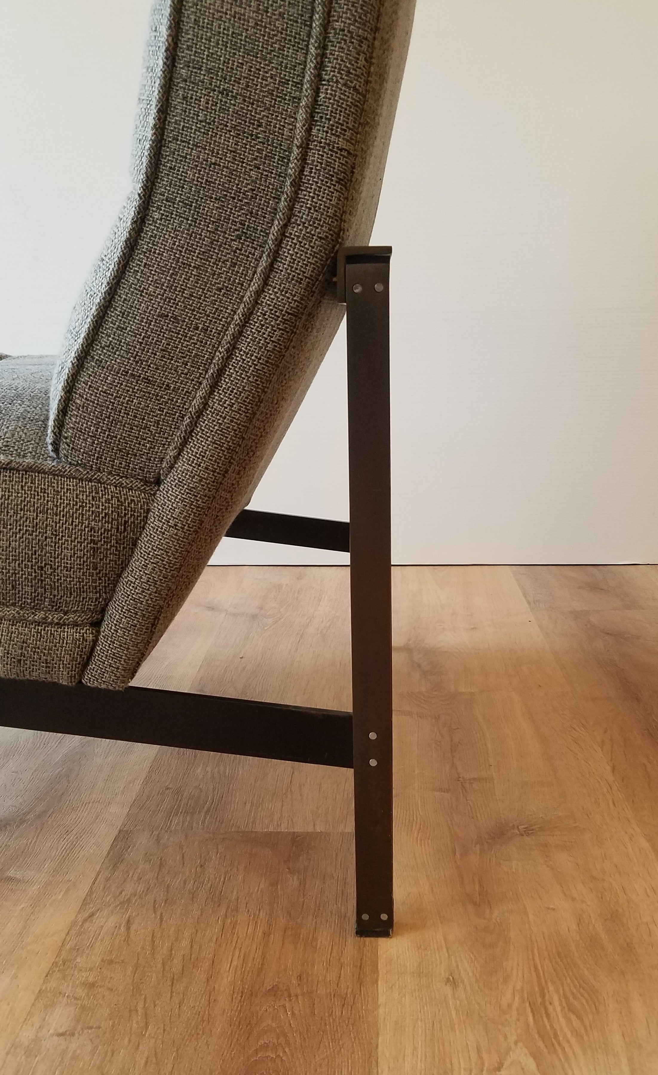 Florence Knoll (Model 51) Slipper Chair