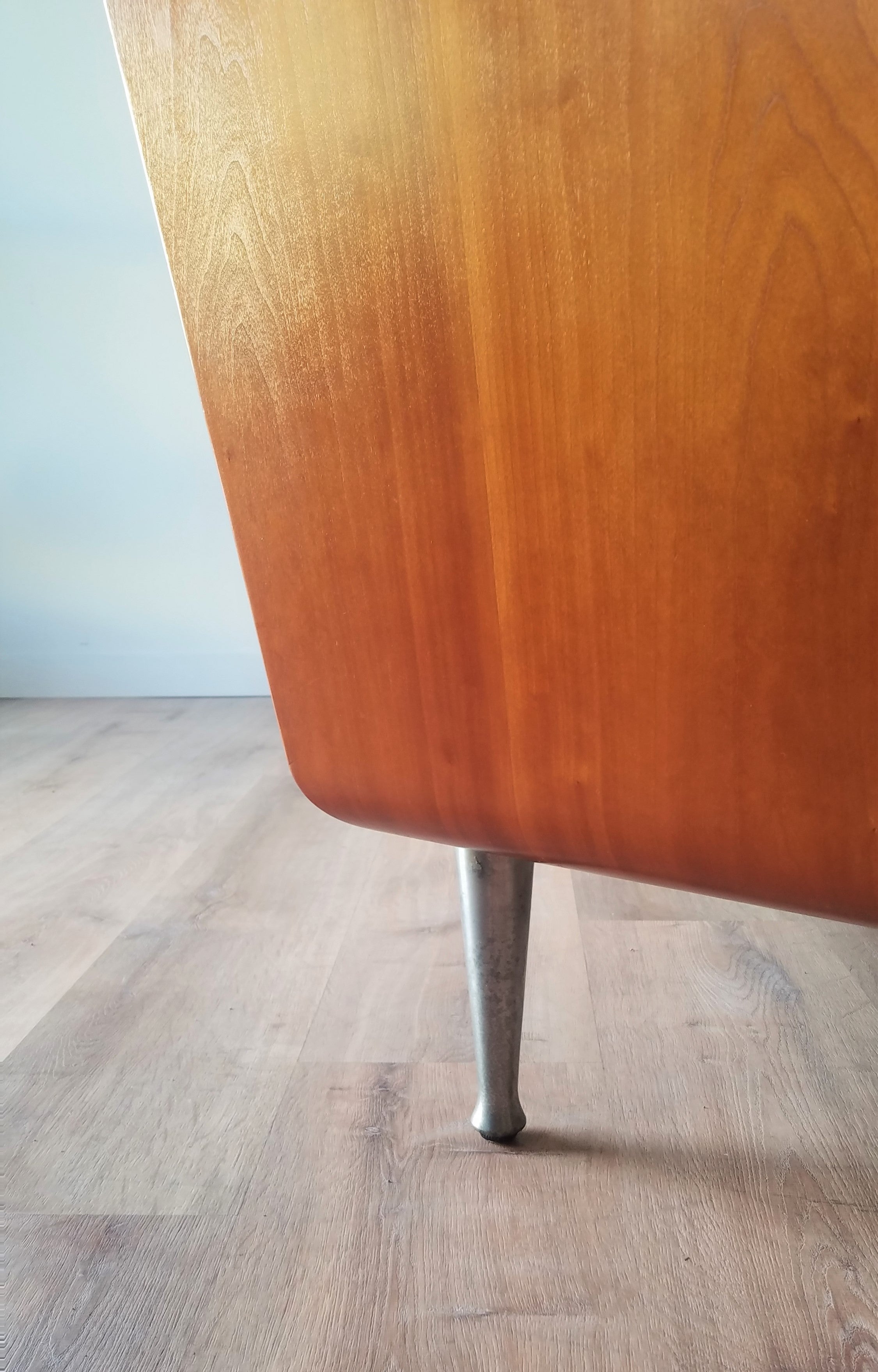 Mark 'Goetz' Sofa