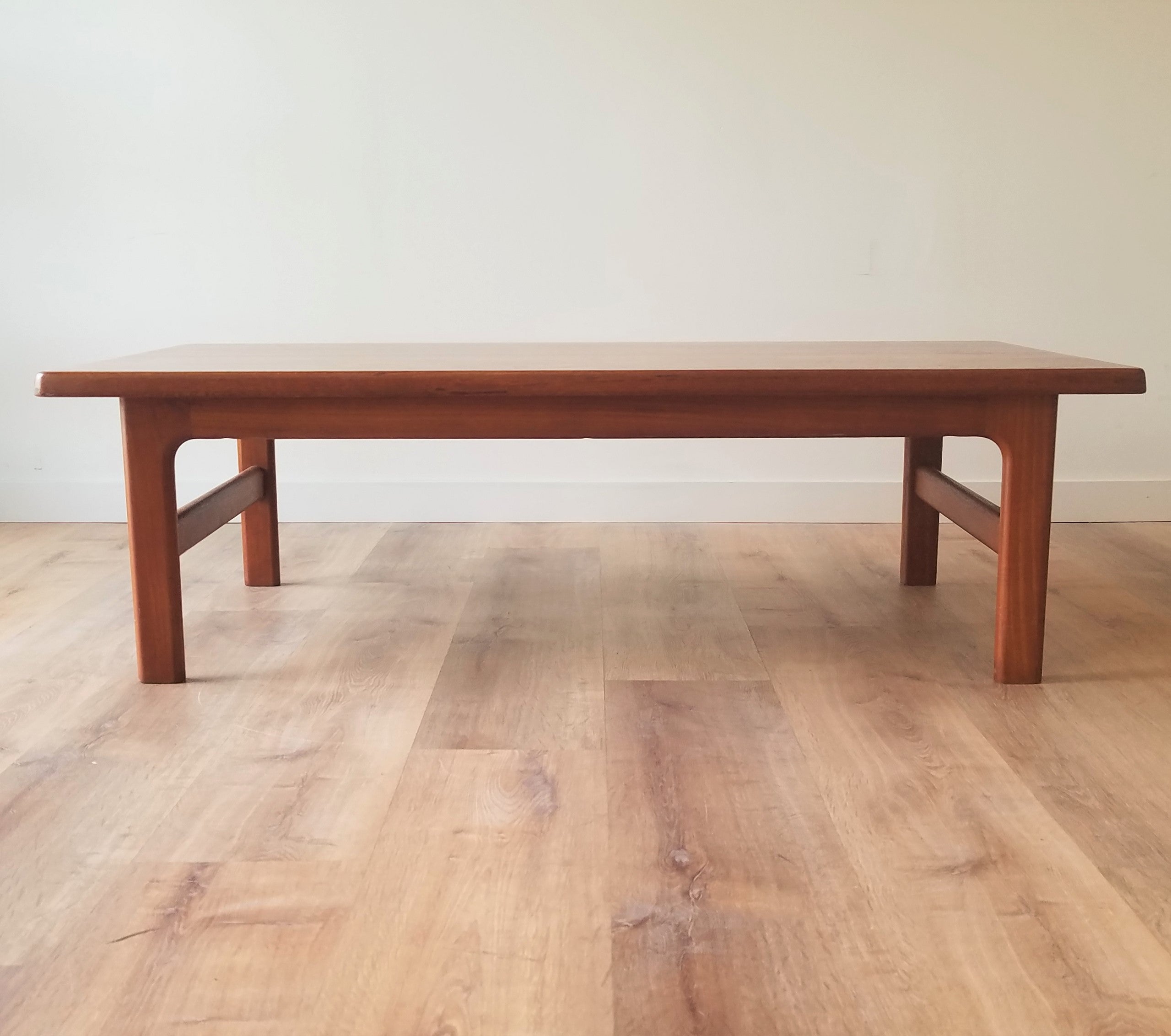 Neils Bach Coffee + Side Table - a set