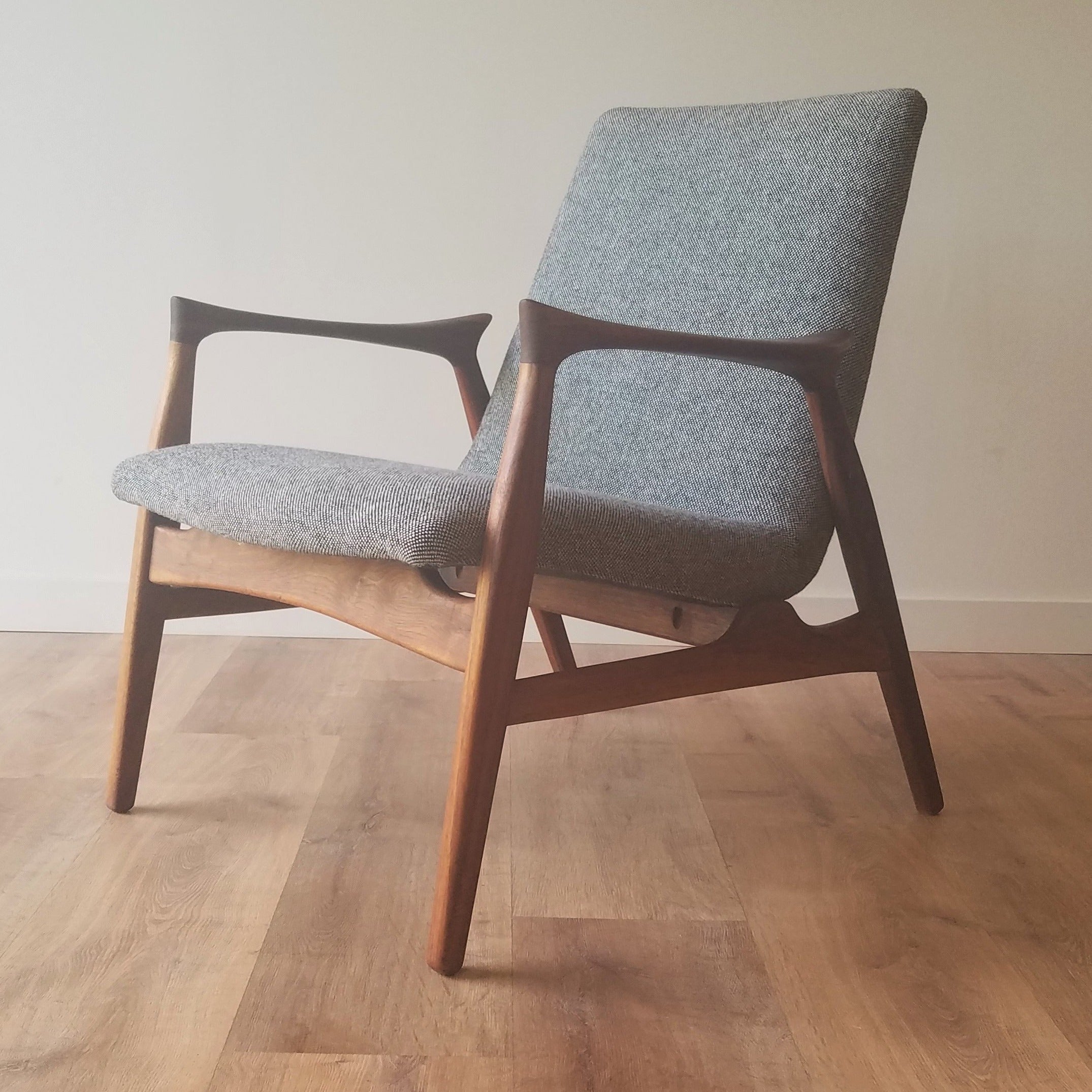 Front Quarter view of Danish Mid-Century Modern Arne Hovmand-Olsen Easy Lounge Chair (model 240) in Seattle, Washington.