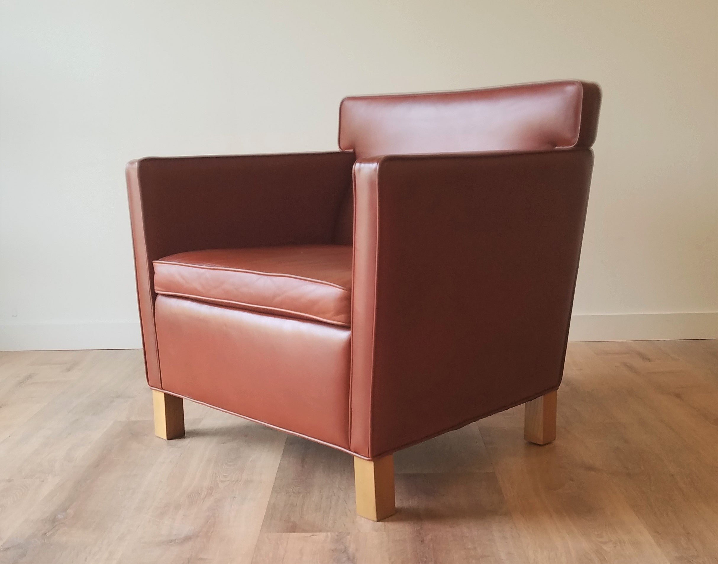 Ludwig Mies van der Rhoe Krefled Club Chair