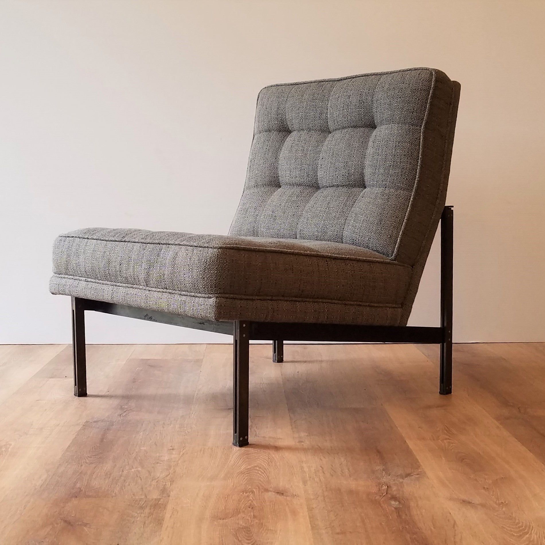 Florence Knoll (Model 51) Slipper Chair