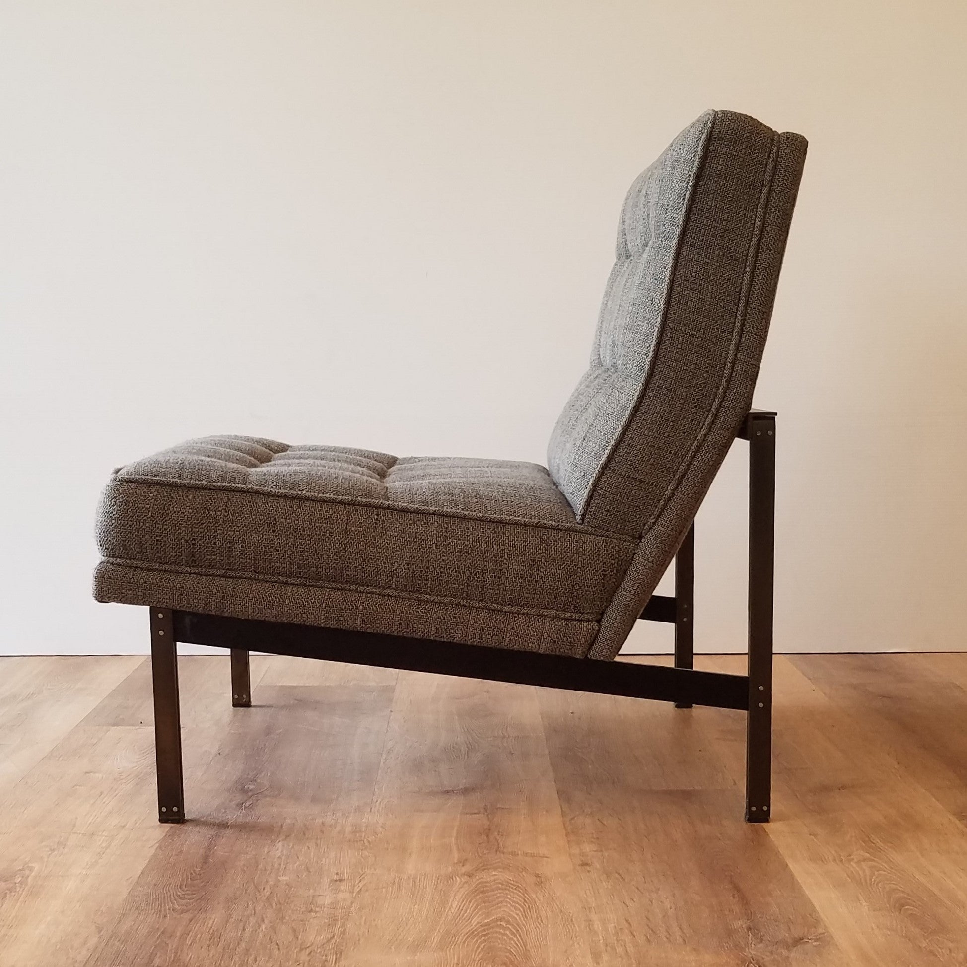 Florence Knoll (Model 51) Slipper Chair