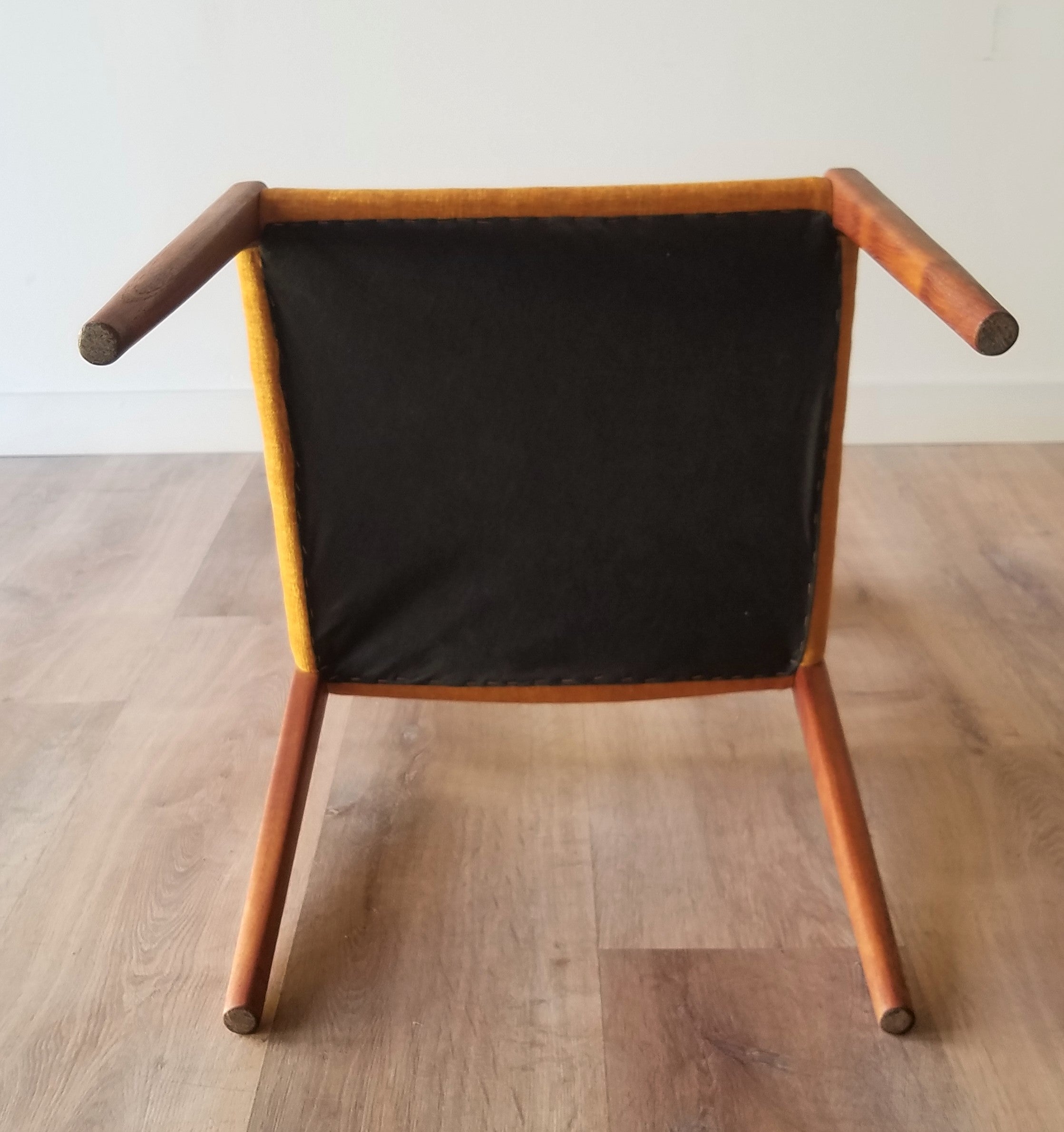 Niels Moller Model 71 - set of 6