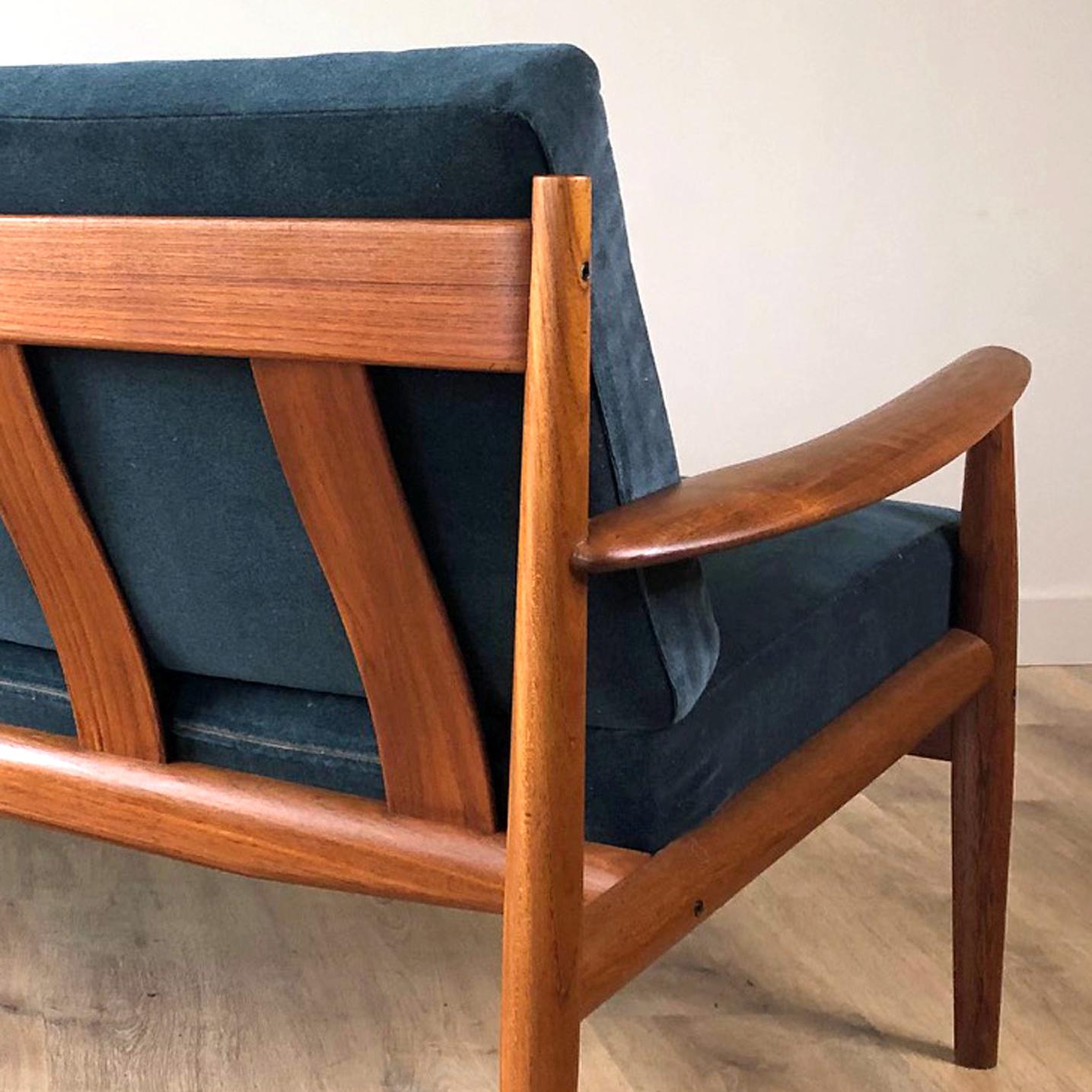 Grete Jalk Sofa Model 118