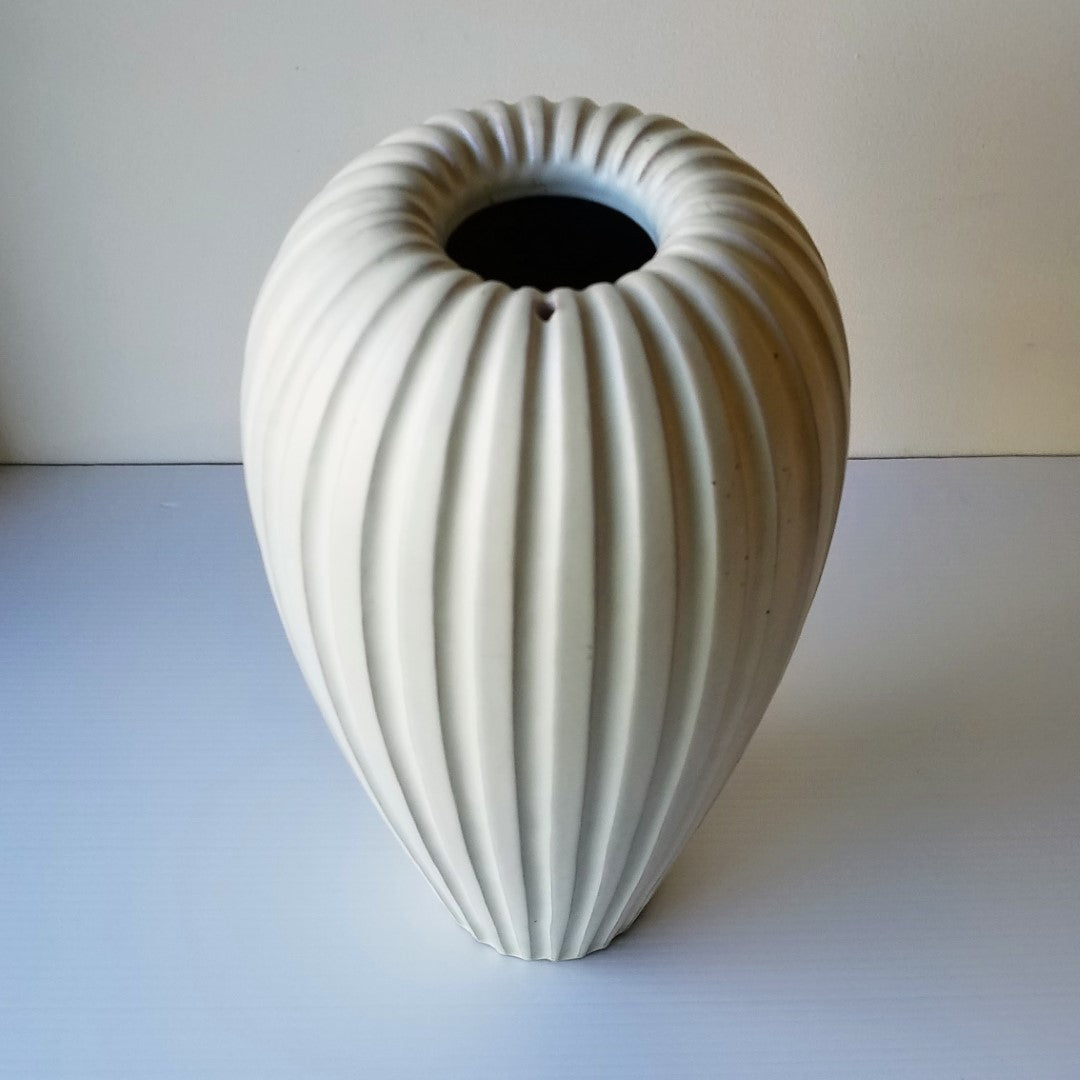 Vicke Lindstrand Floor Vase