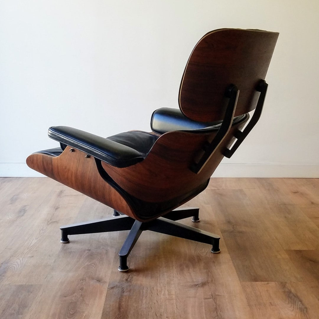 Eames Model 670 Lounge Chair