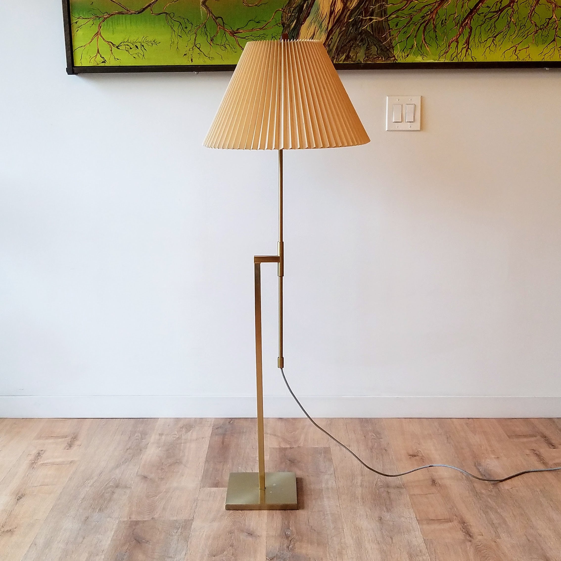 Laurel Floor Lamp, O-358