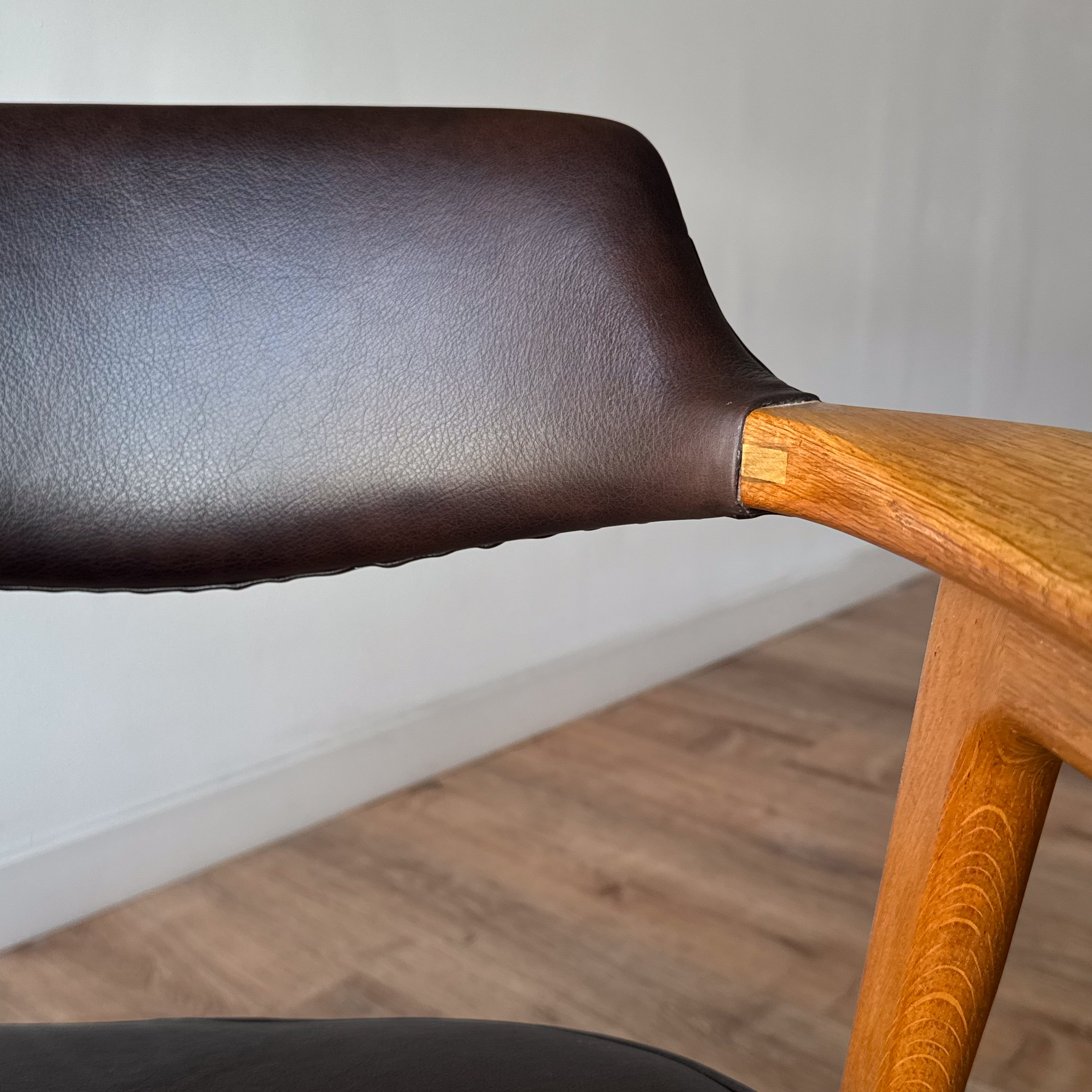 Erik Kirkegaard Arm Chair, Model 43, set of 4