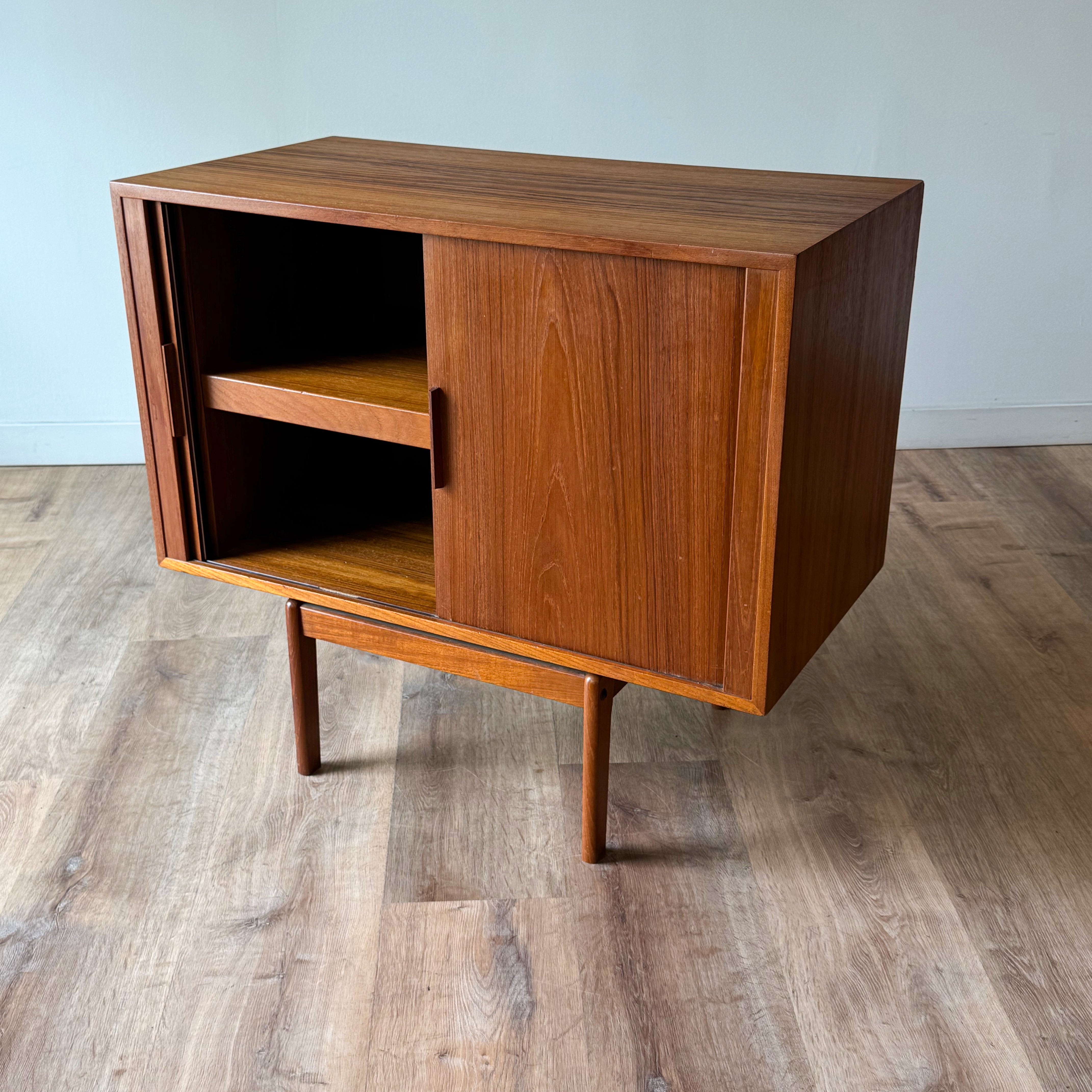 BRDR. Furbo Cabinet