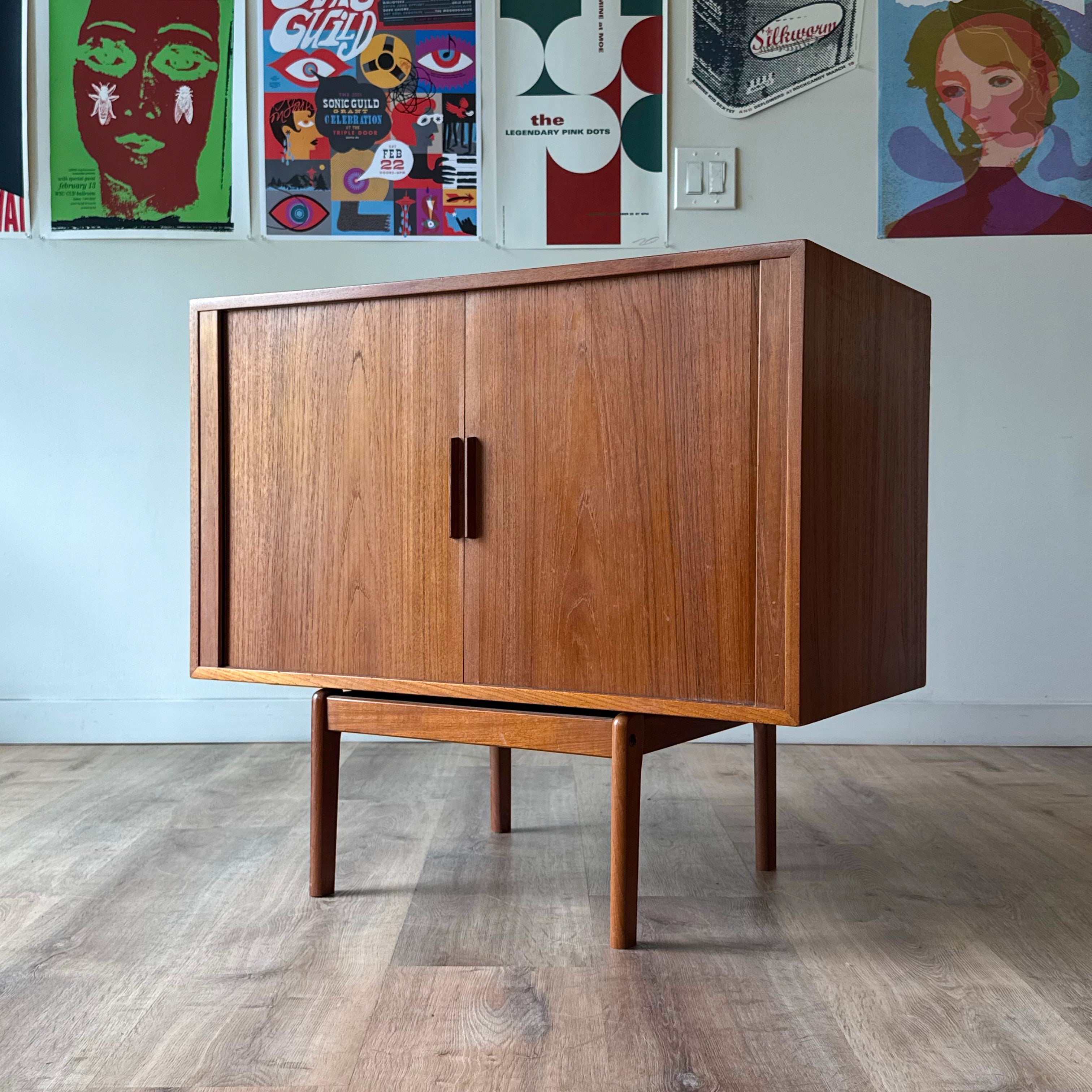 BRDR. Furbo Cabinet