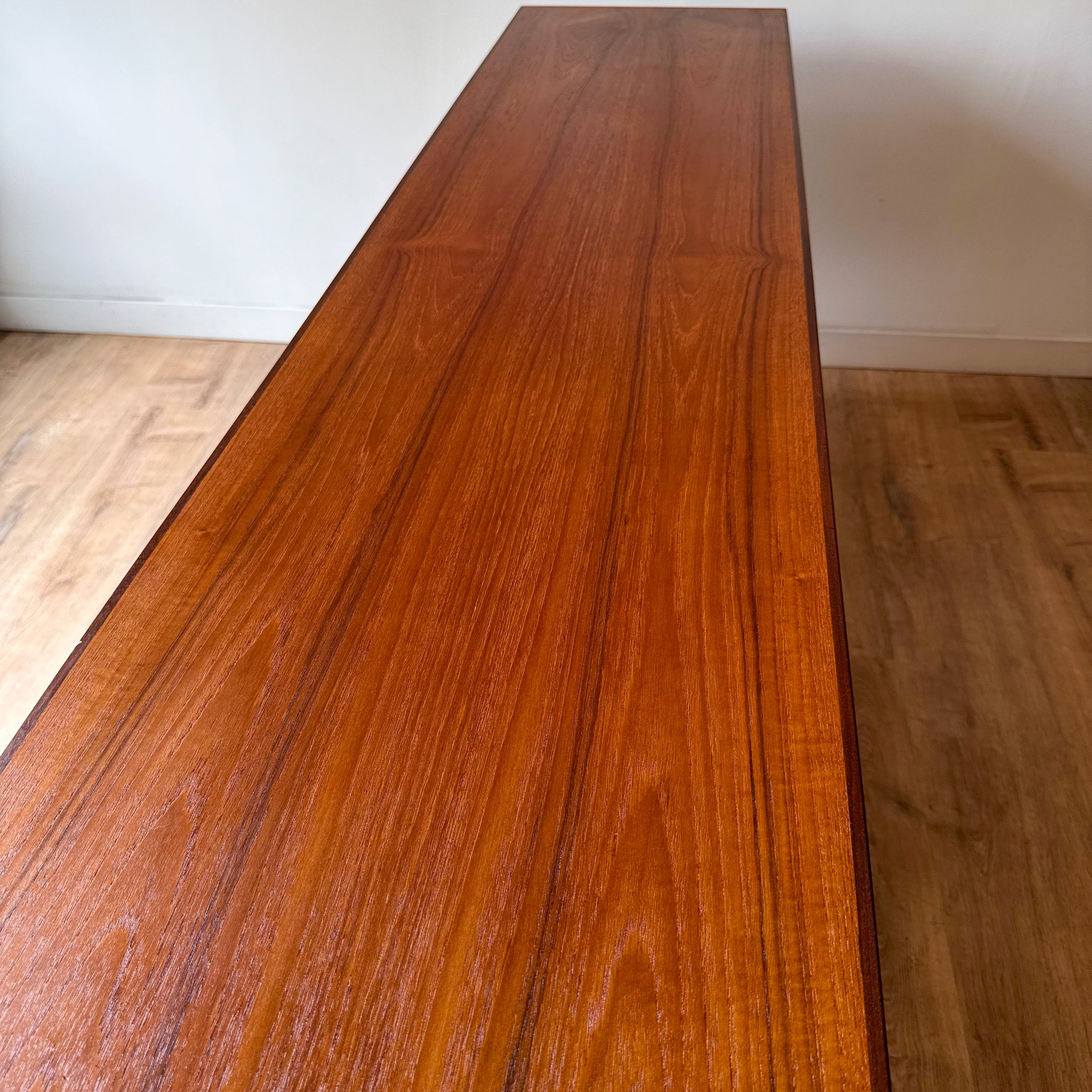 Ib Kofod Larsen  'Jutland' Dresser