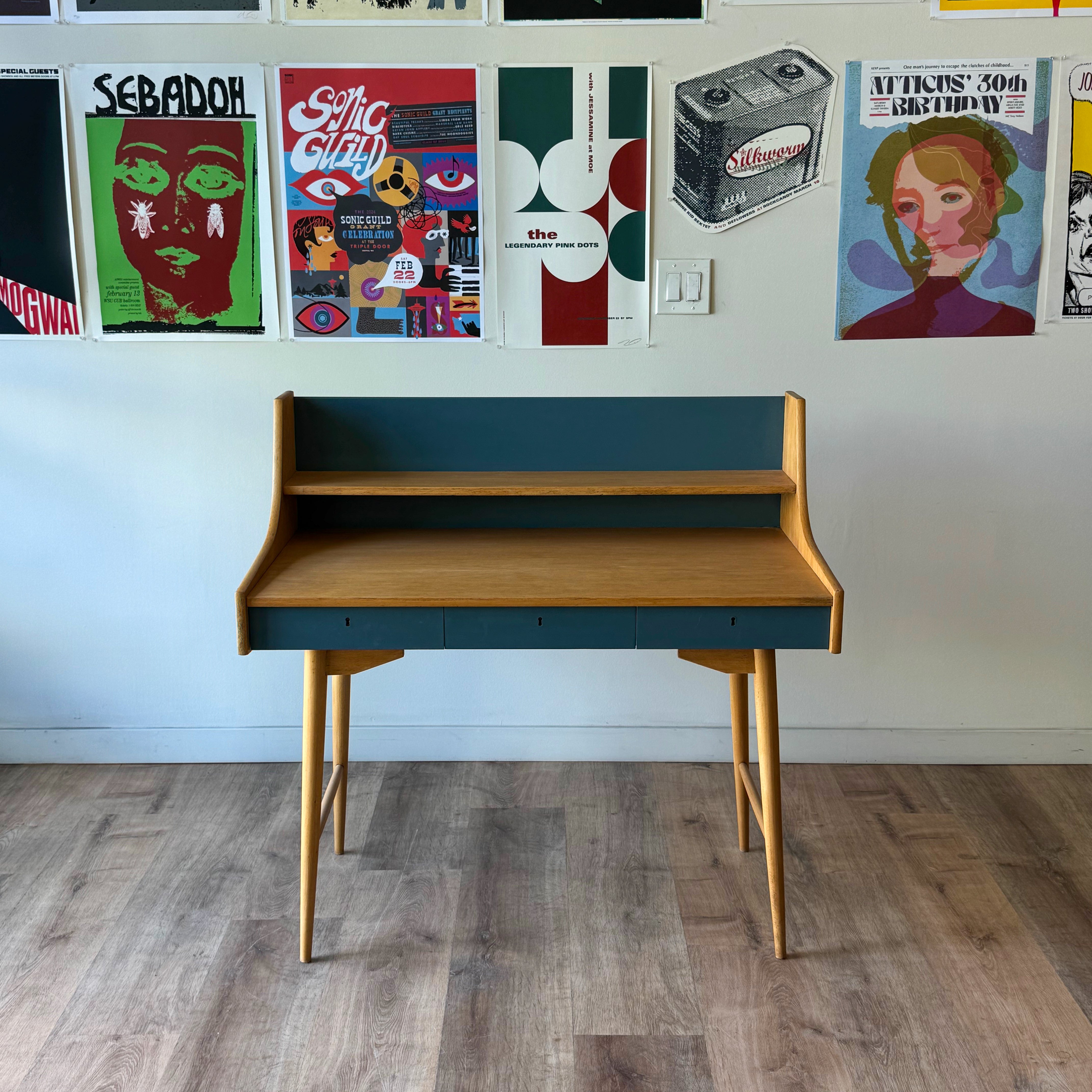 John Texman 'Ola-pultan' Writing Desk
