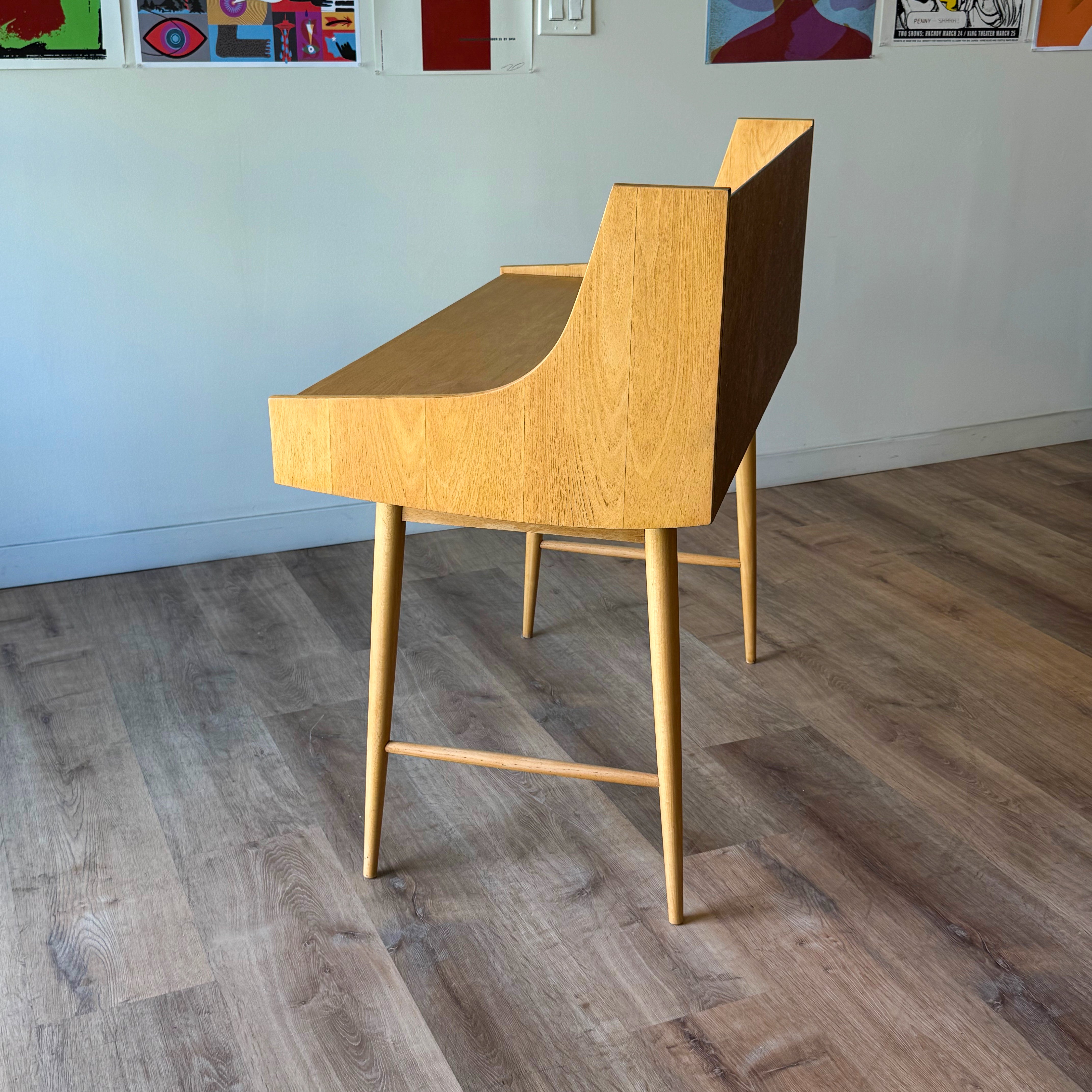John Texman 'Ola-pultan' Writing Desk