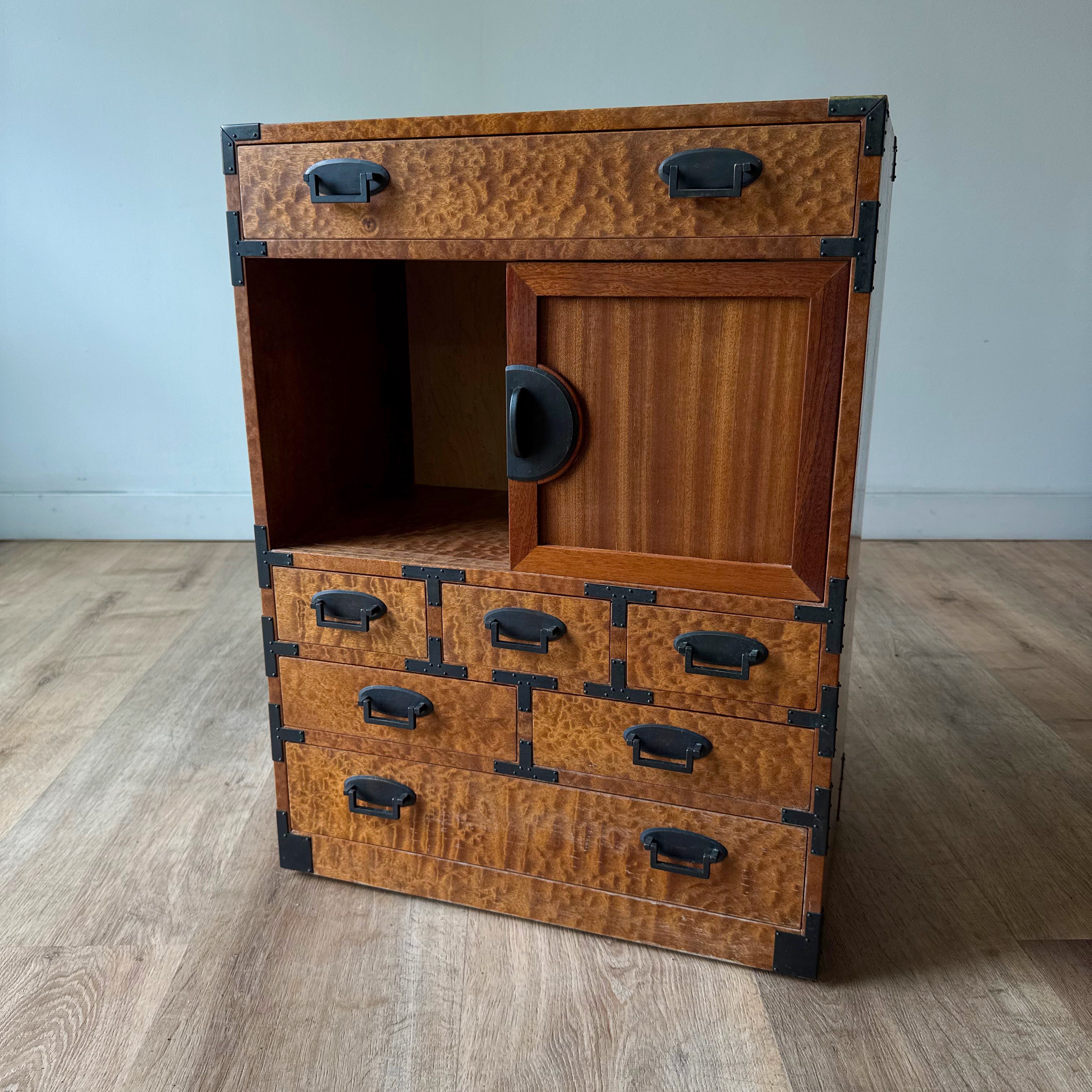 Evert Sodergren Tansu Chest