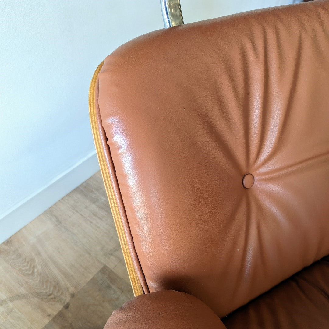 CoFeMo Lounge Chair + Ottoman