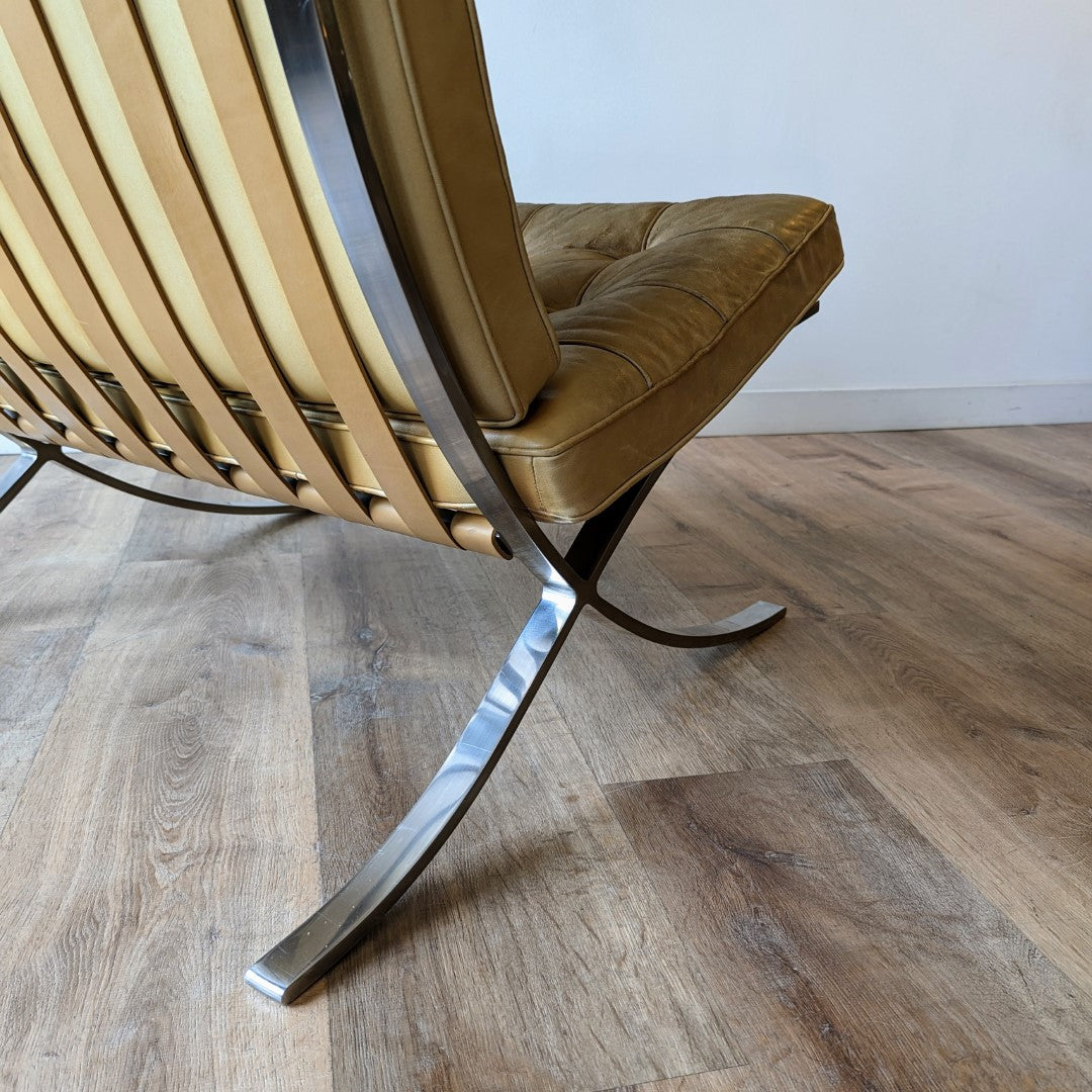 Ludwig Mies van der Rhoe Barcelona Chair