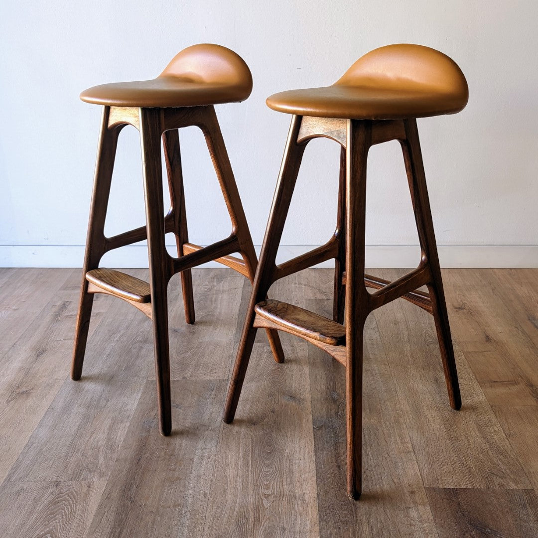 Erik Buch Barstools