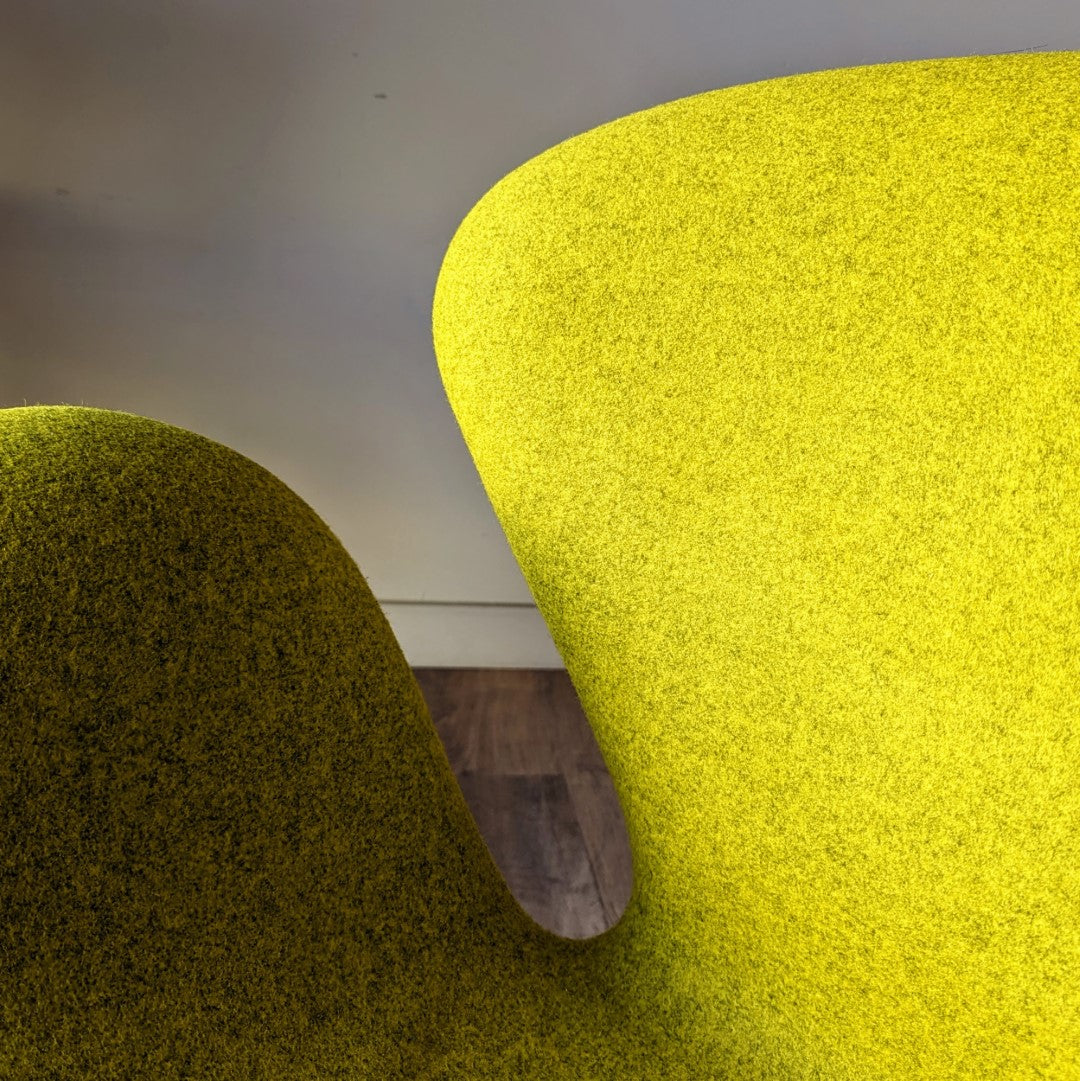 Arne Jacobsen 'Swan' Chair