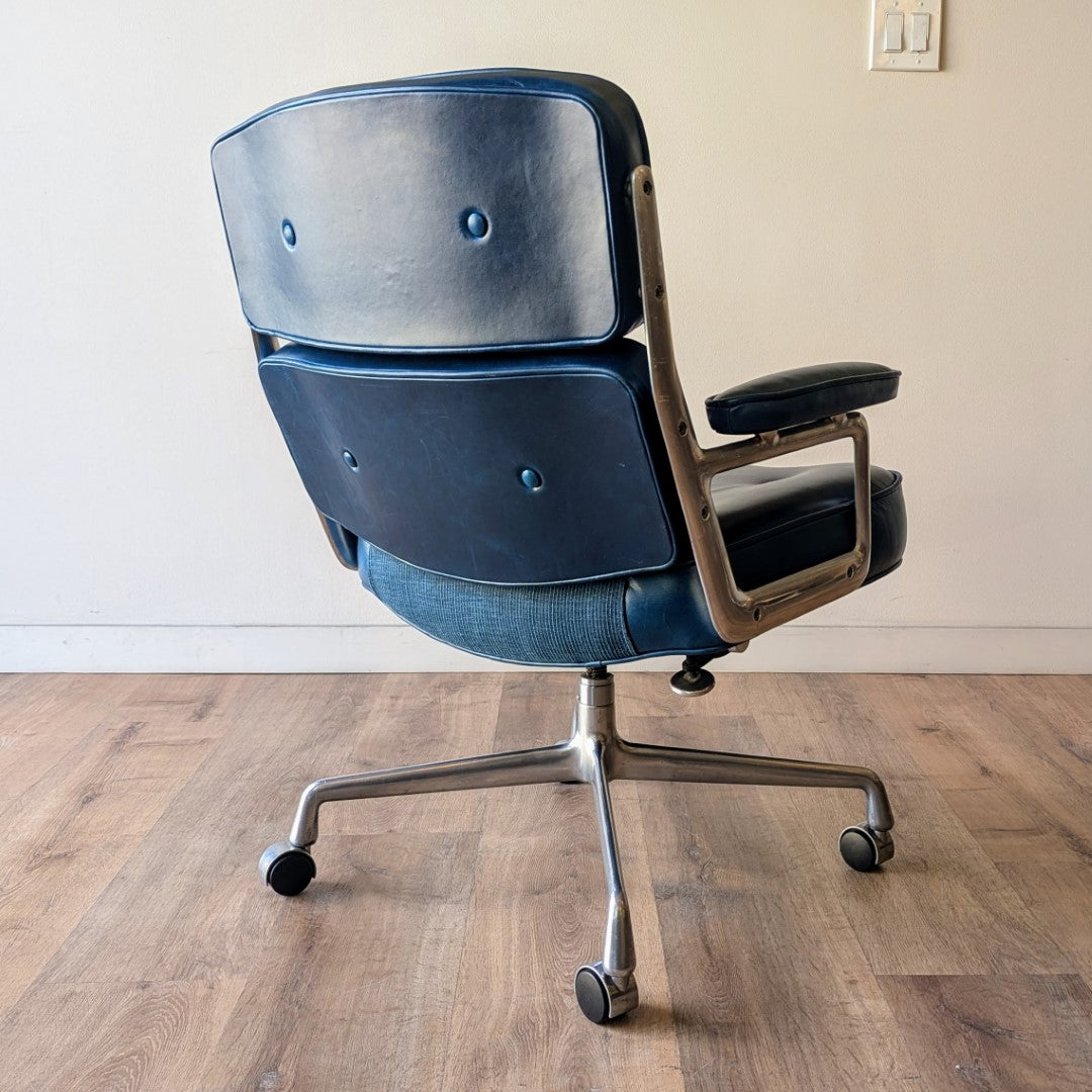 Eames Time Life Desk Chair