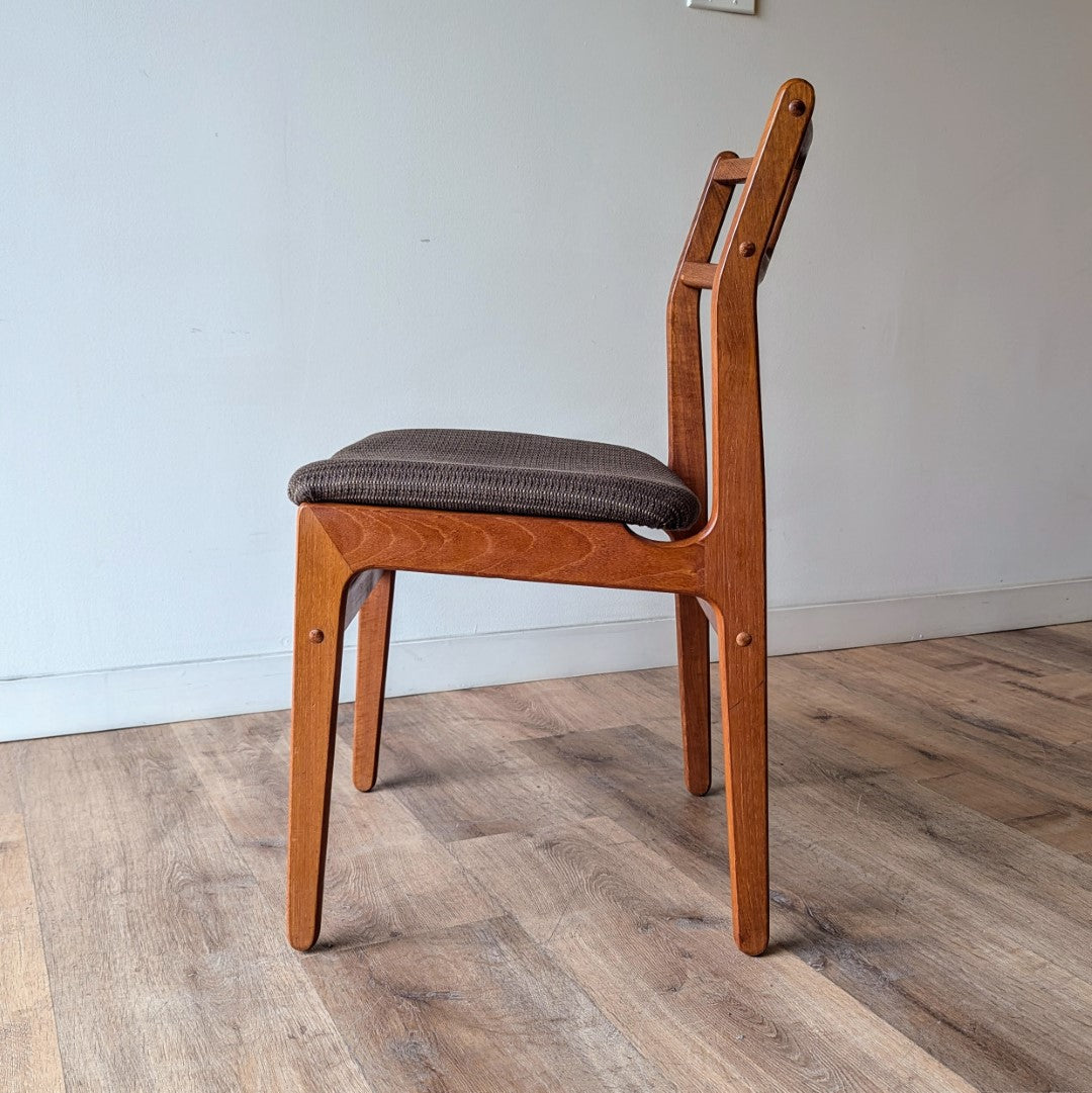 D-Scan Dining Chairs, set of 4