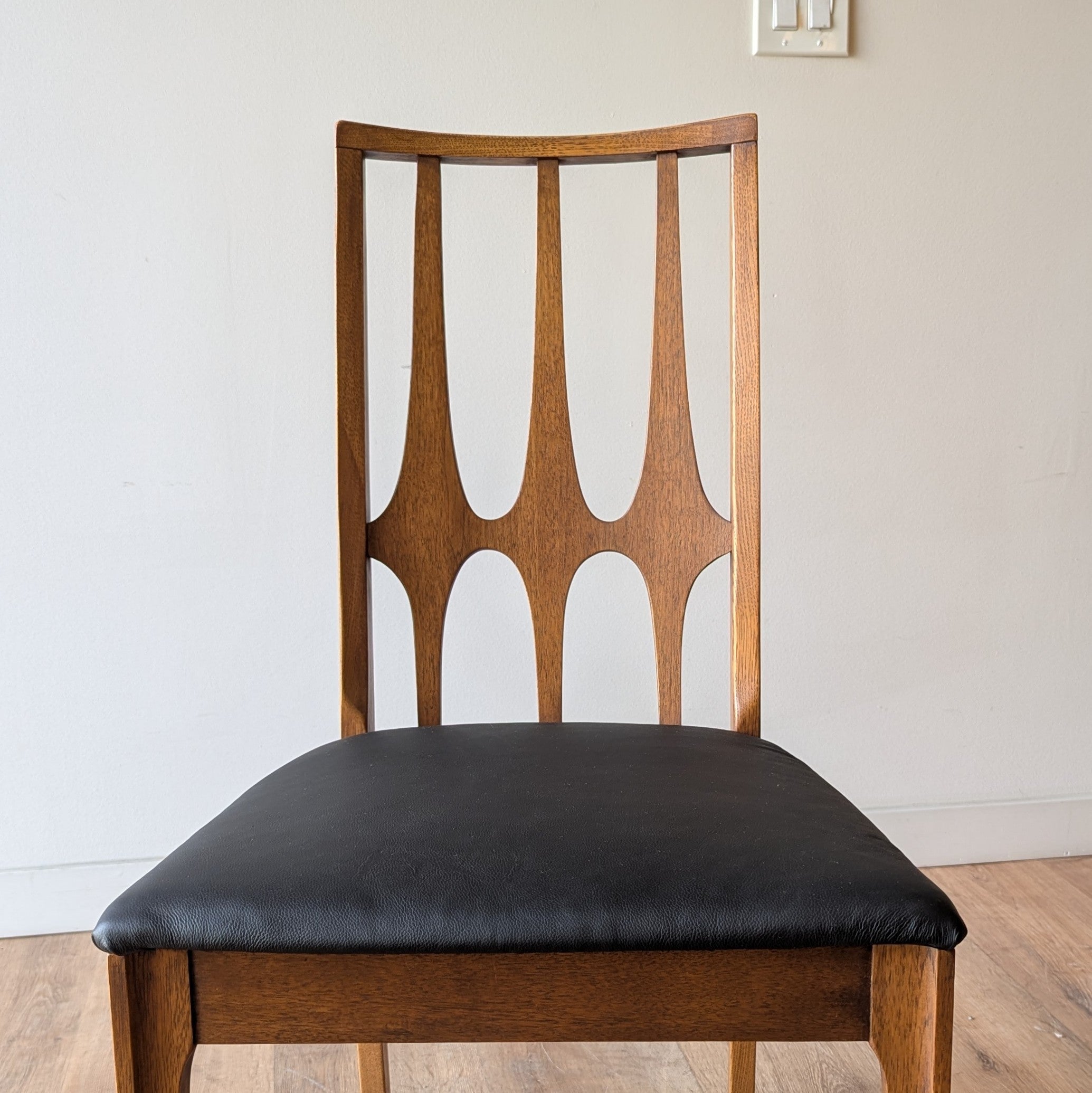 Broyhill 'Brasilia' Dining Chairs, set of 8