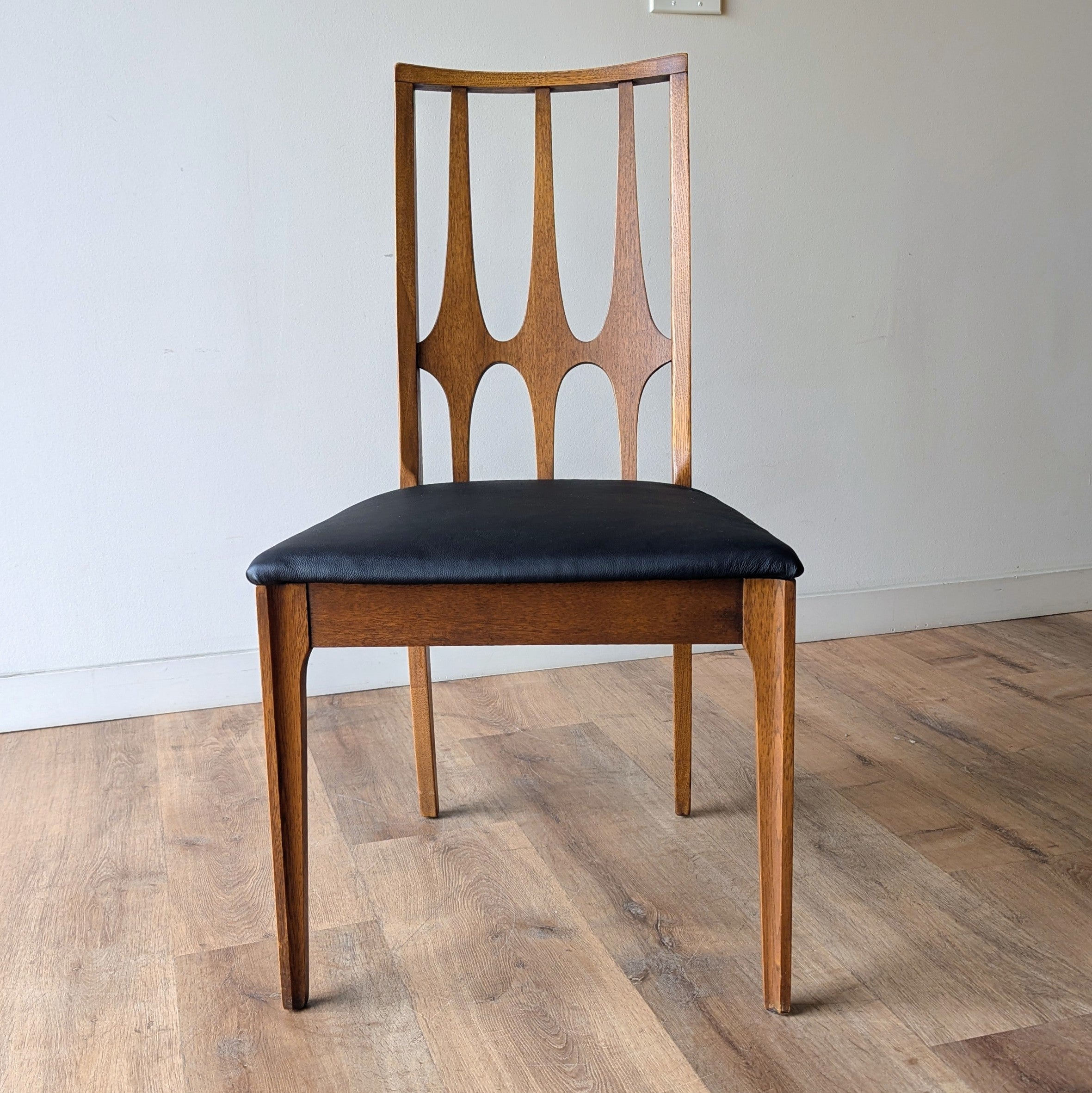 Broyhill 'Brasilia' Dining Chairs, set of 8