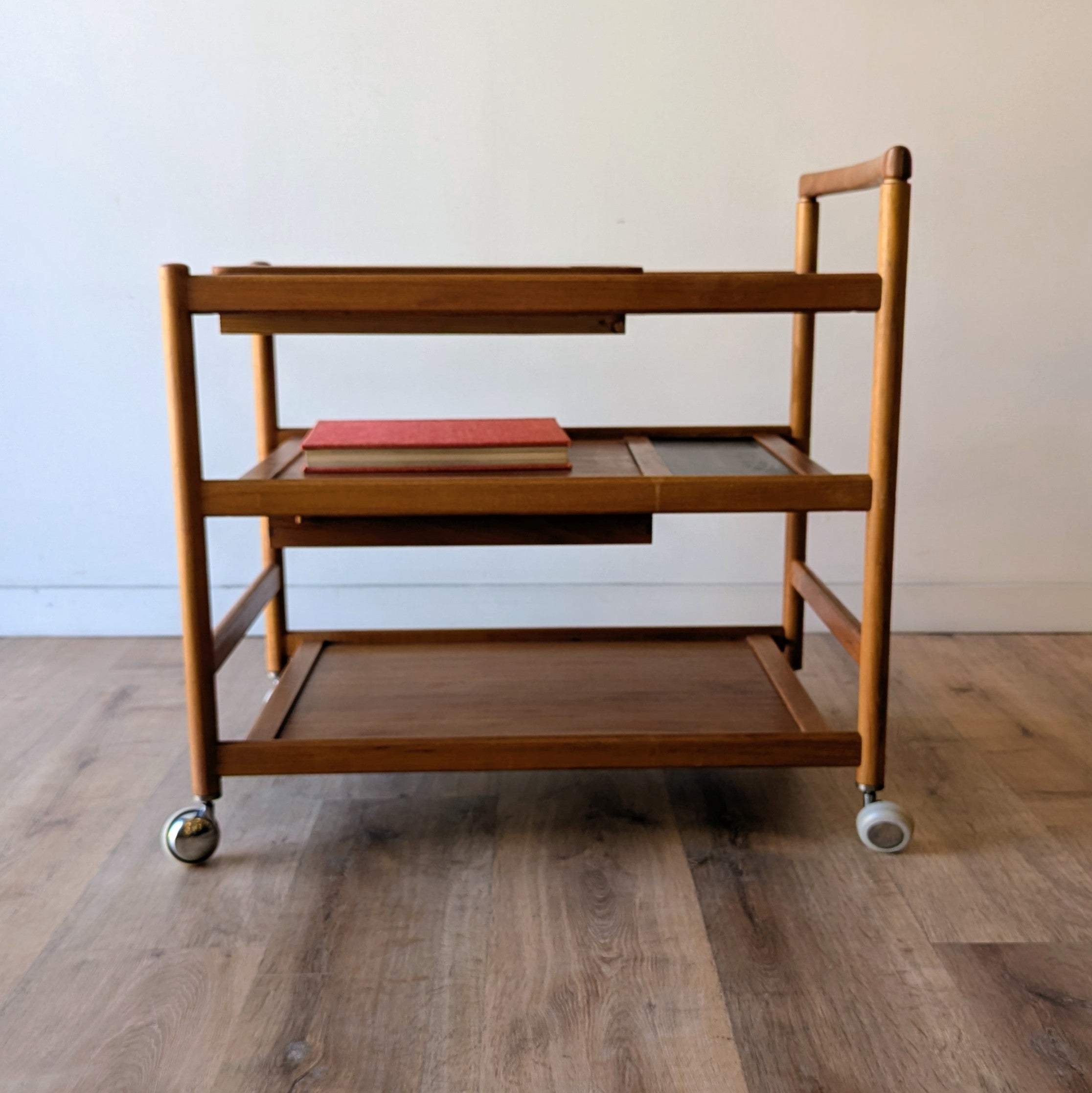 Dyrlund Bar Cart