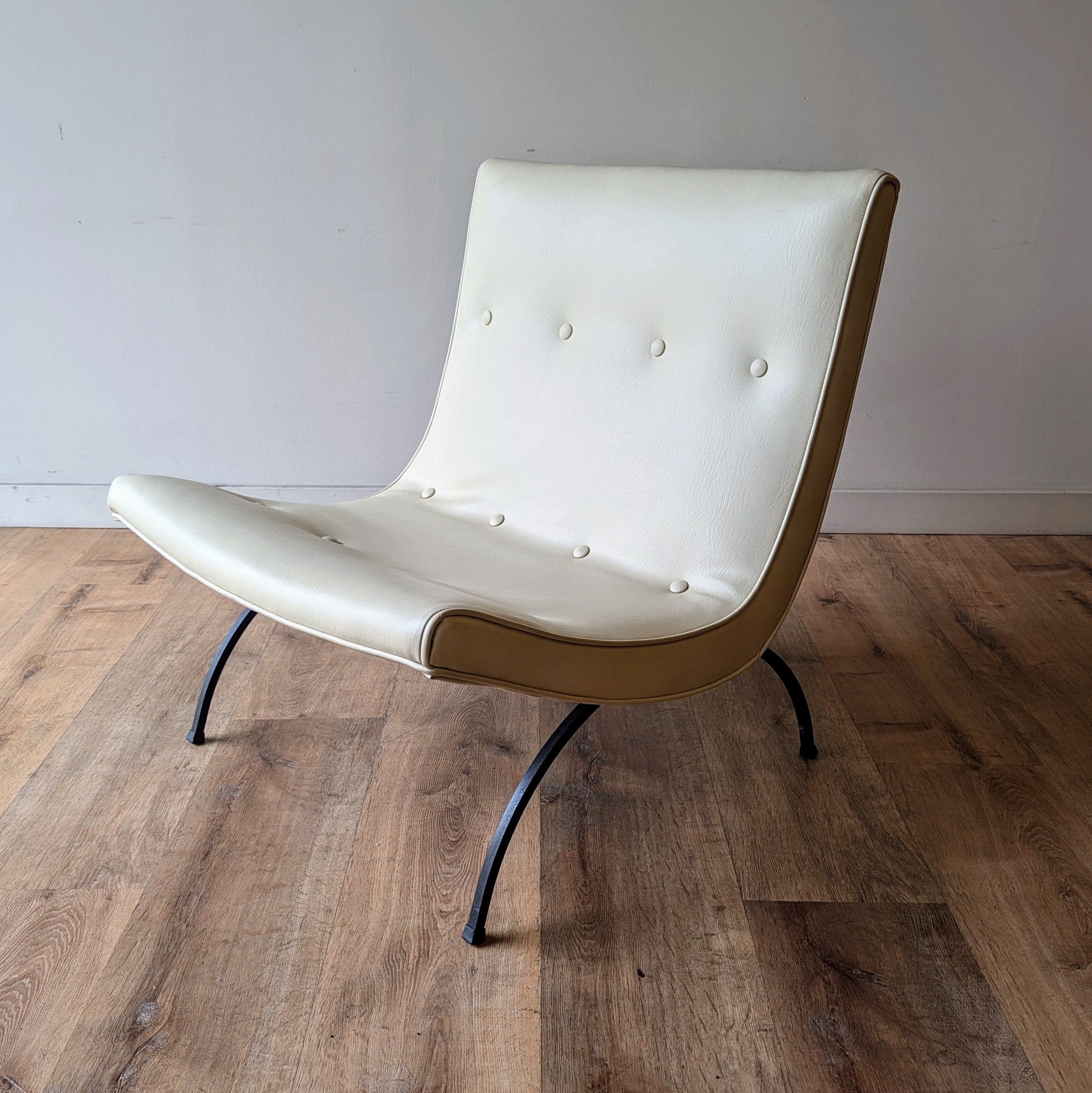 Milo Baughman 'Scoop' Chairs, a pair