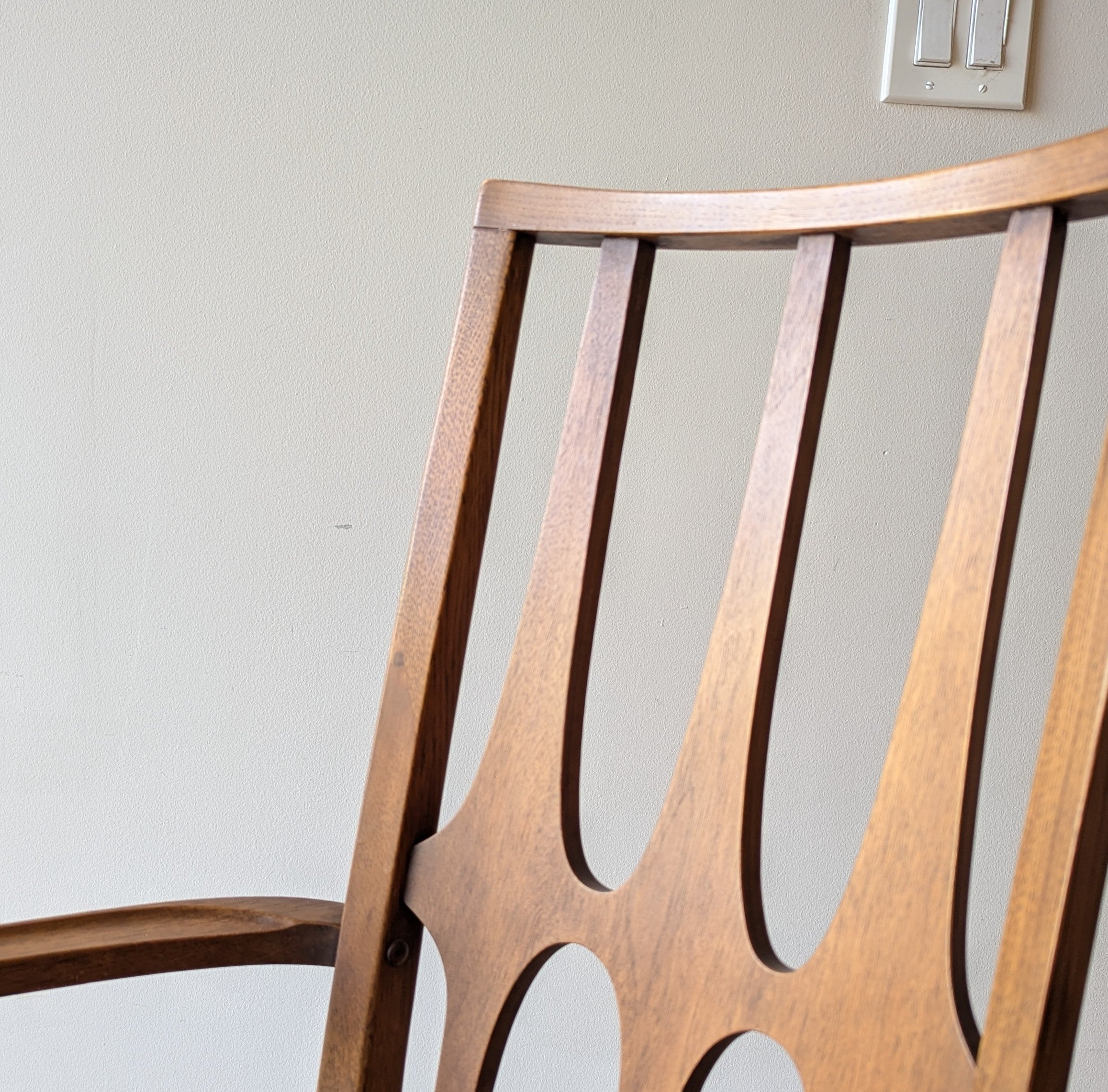 Broyhill 'Brasilia' Dining Chairs, set of 8