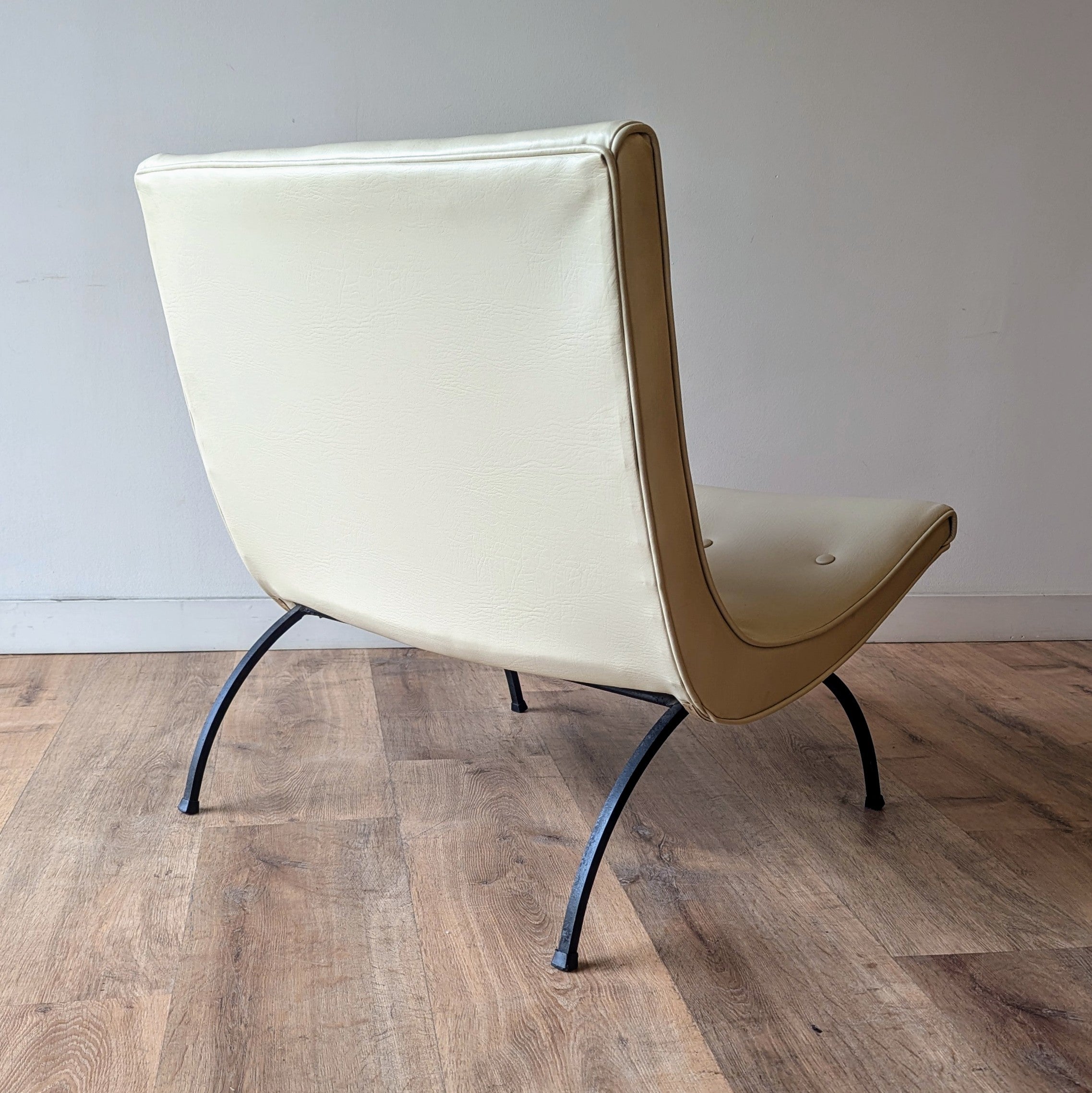 Milo Baughman 'Scoop' Chairs, a pair