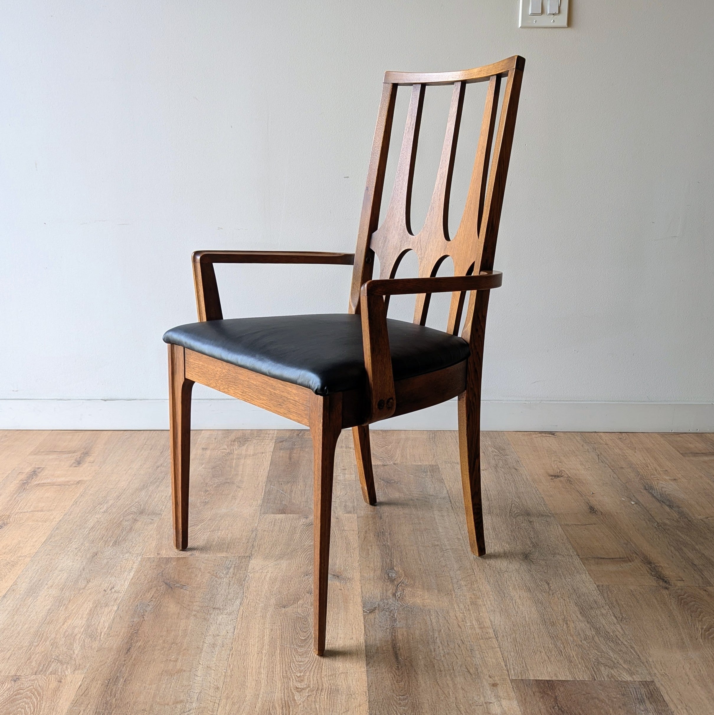 Broyhill 'Brasilia' Dining Chairs, set of 8