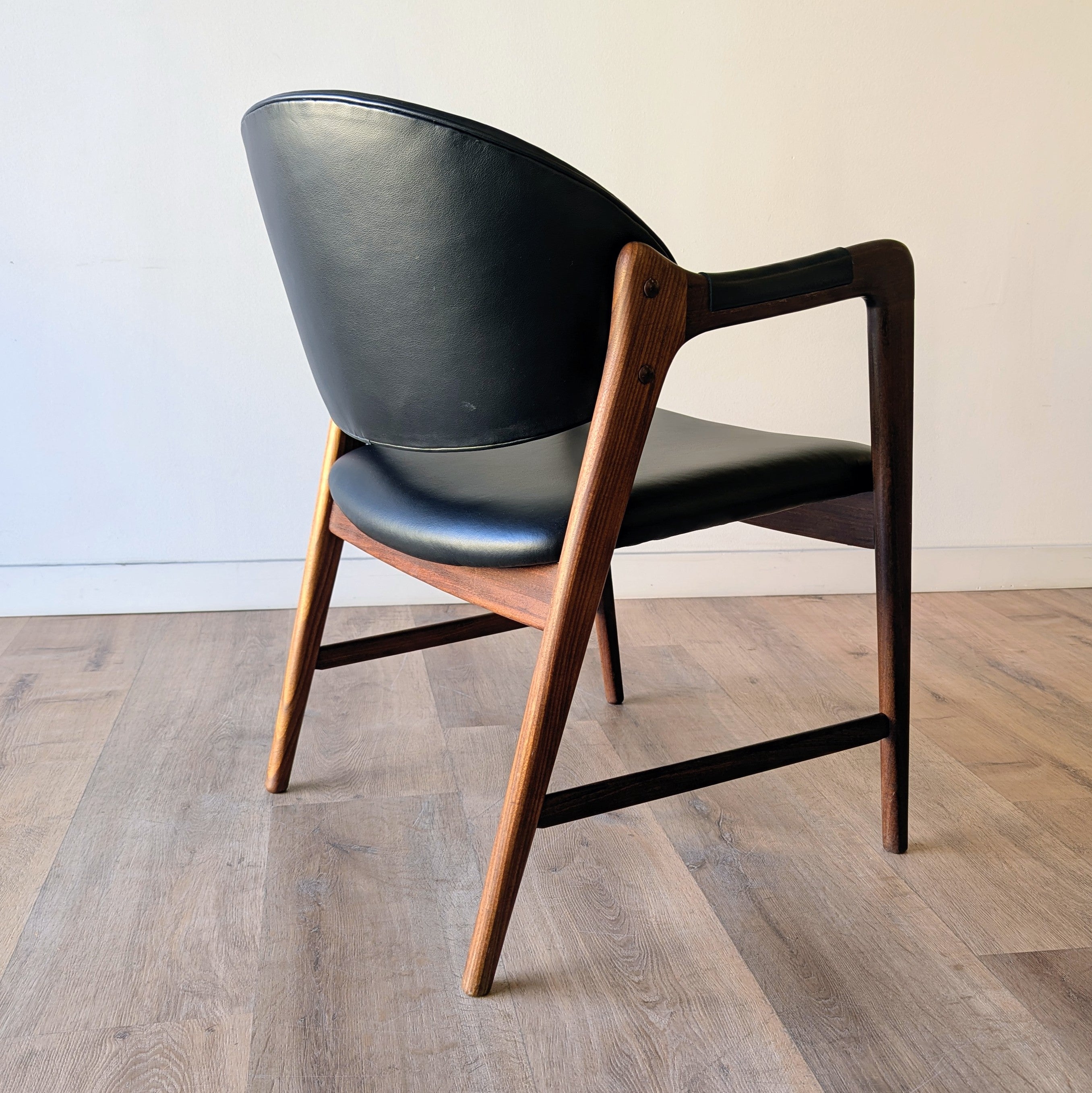 Ingmar Relling Arm Chair