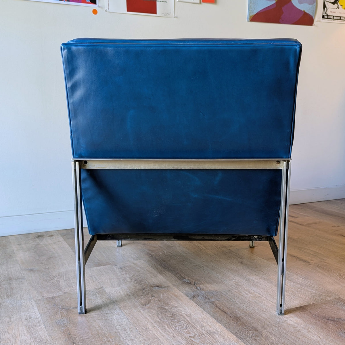 Florence Knoll 'Parallel Bar' Lounge Chair, a pair