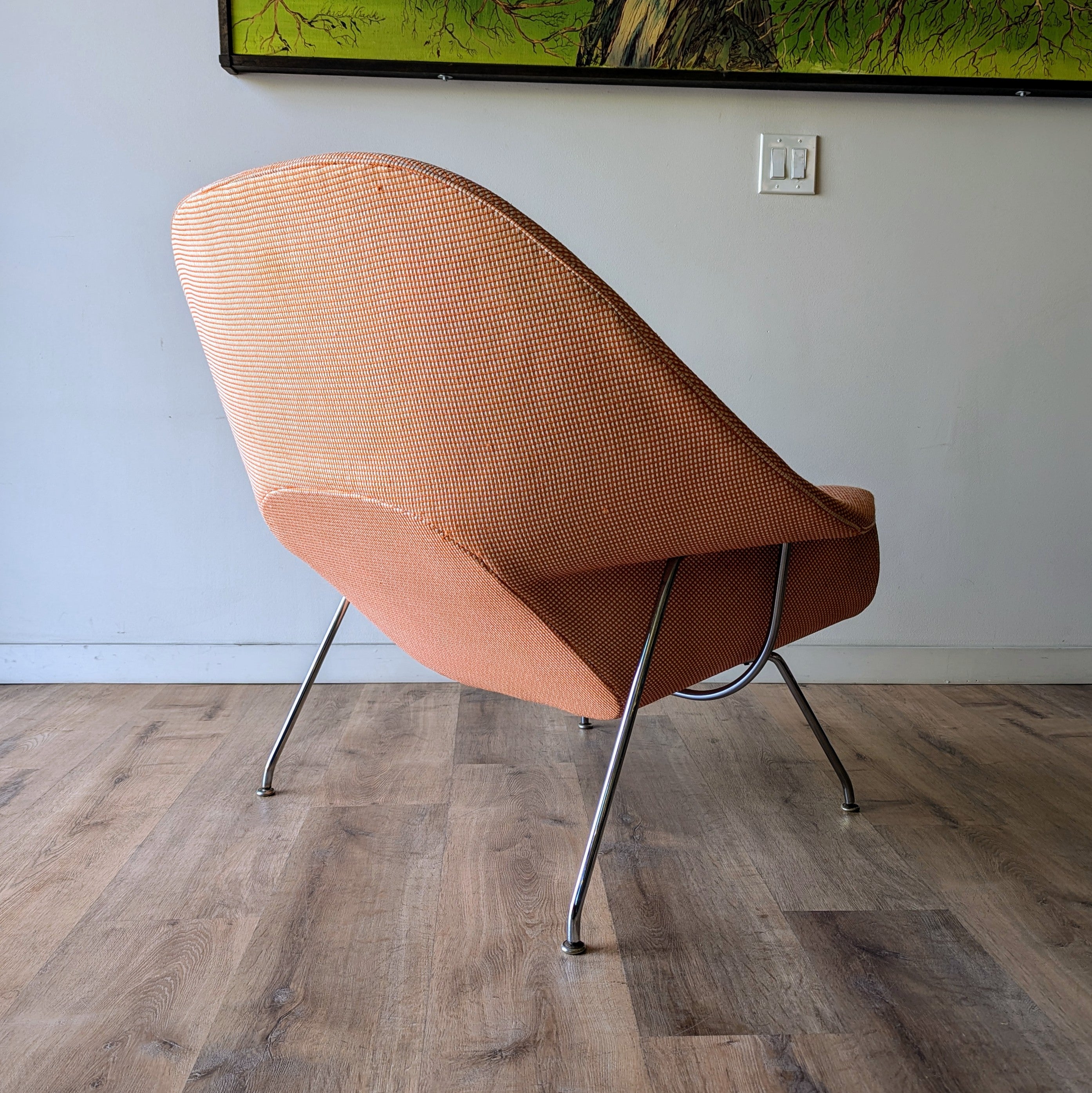 Eero Saarinen Womb Chair