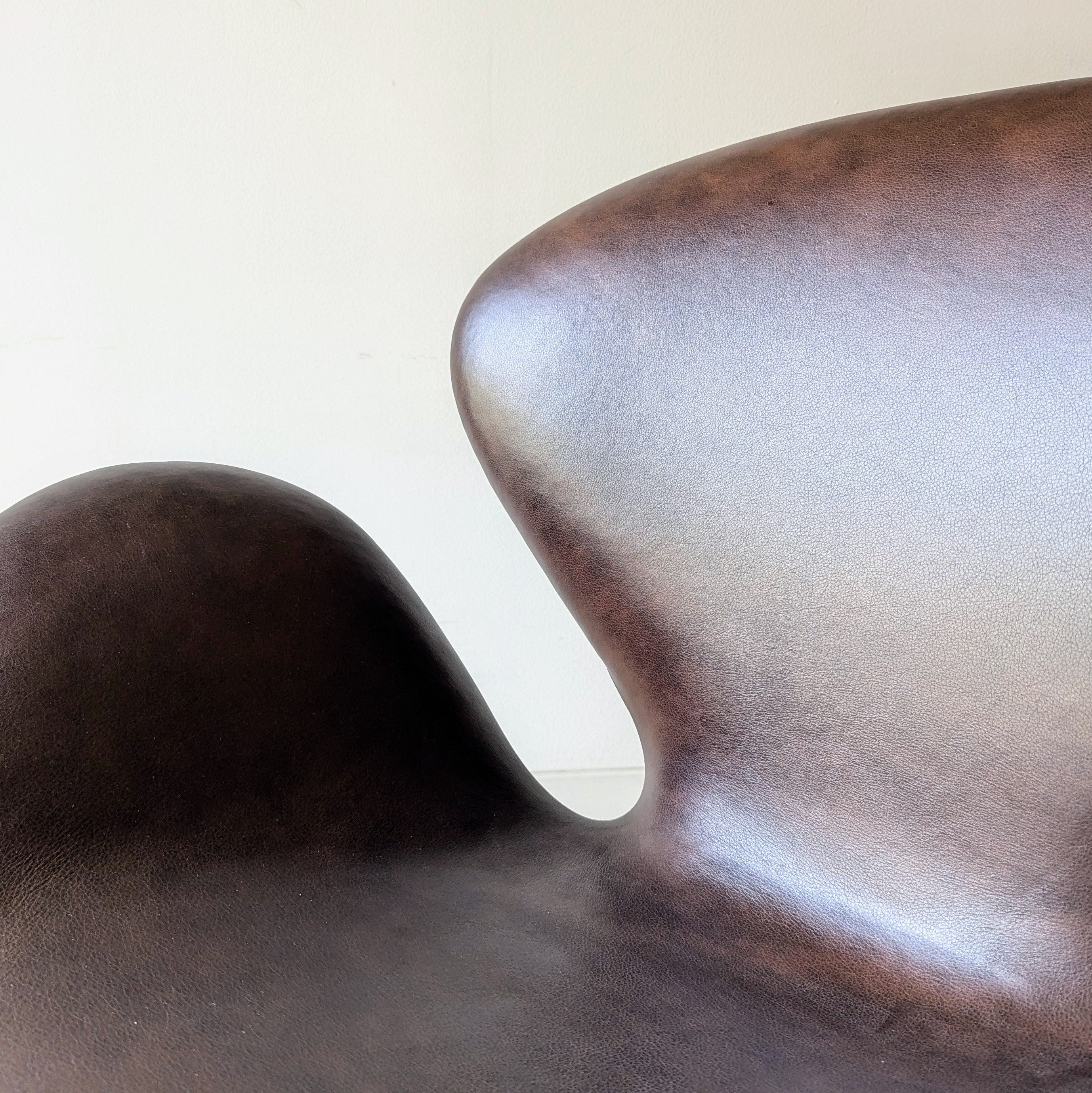 Arne Jacobsen 'Swan' Chair