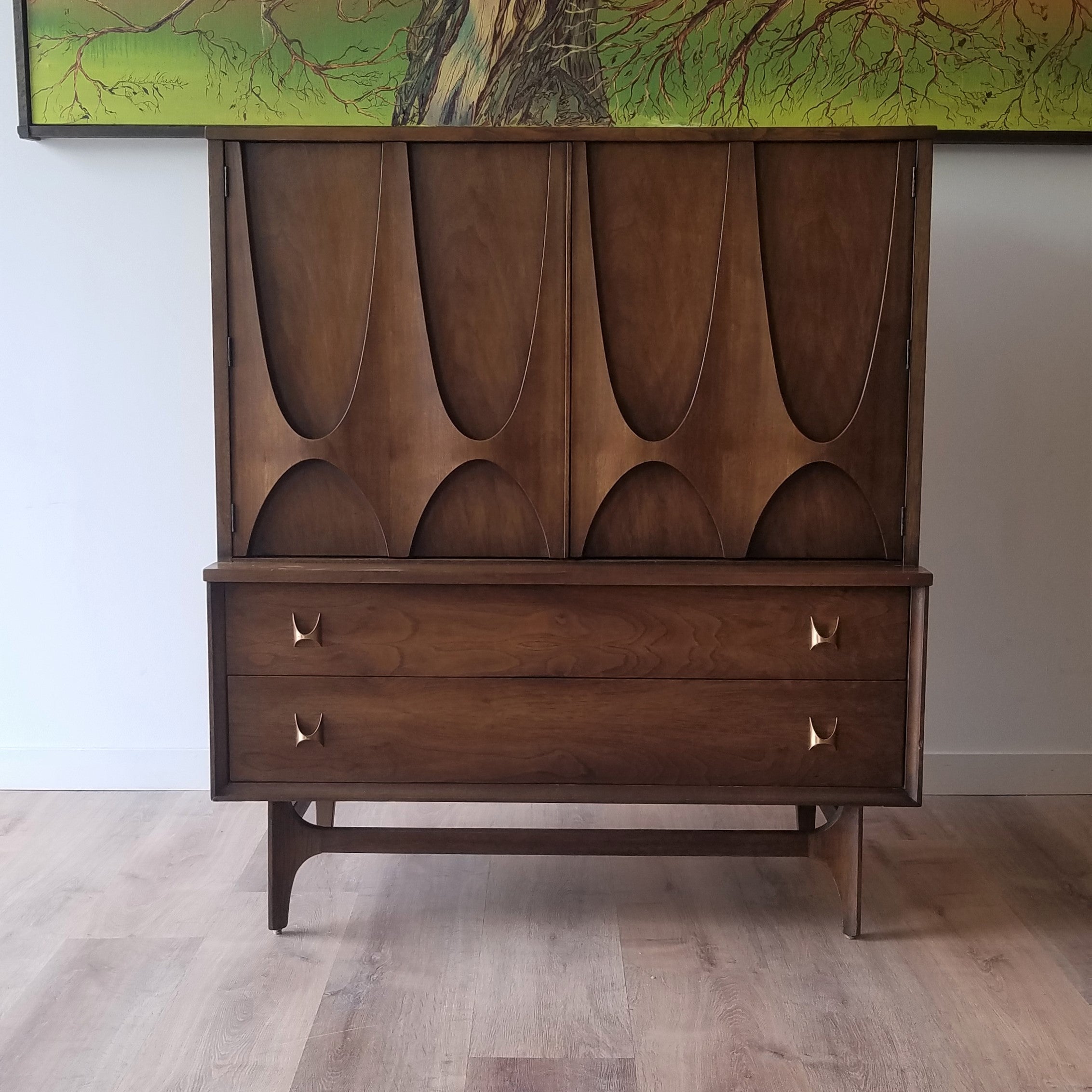 Broyhill Brasilia Gentleman's Bureau