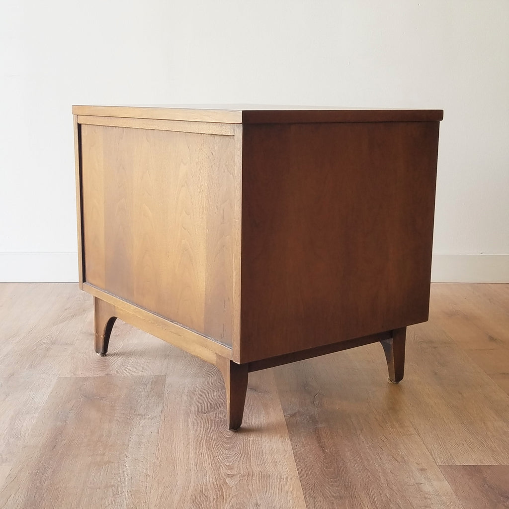 Back Quarter view of American Mid-Century Modern Brasilia End Table by Broyhill in Seattle, WA.