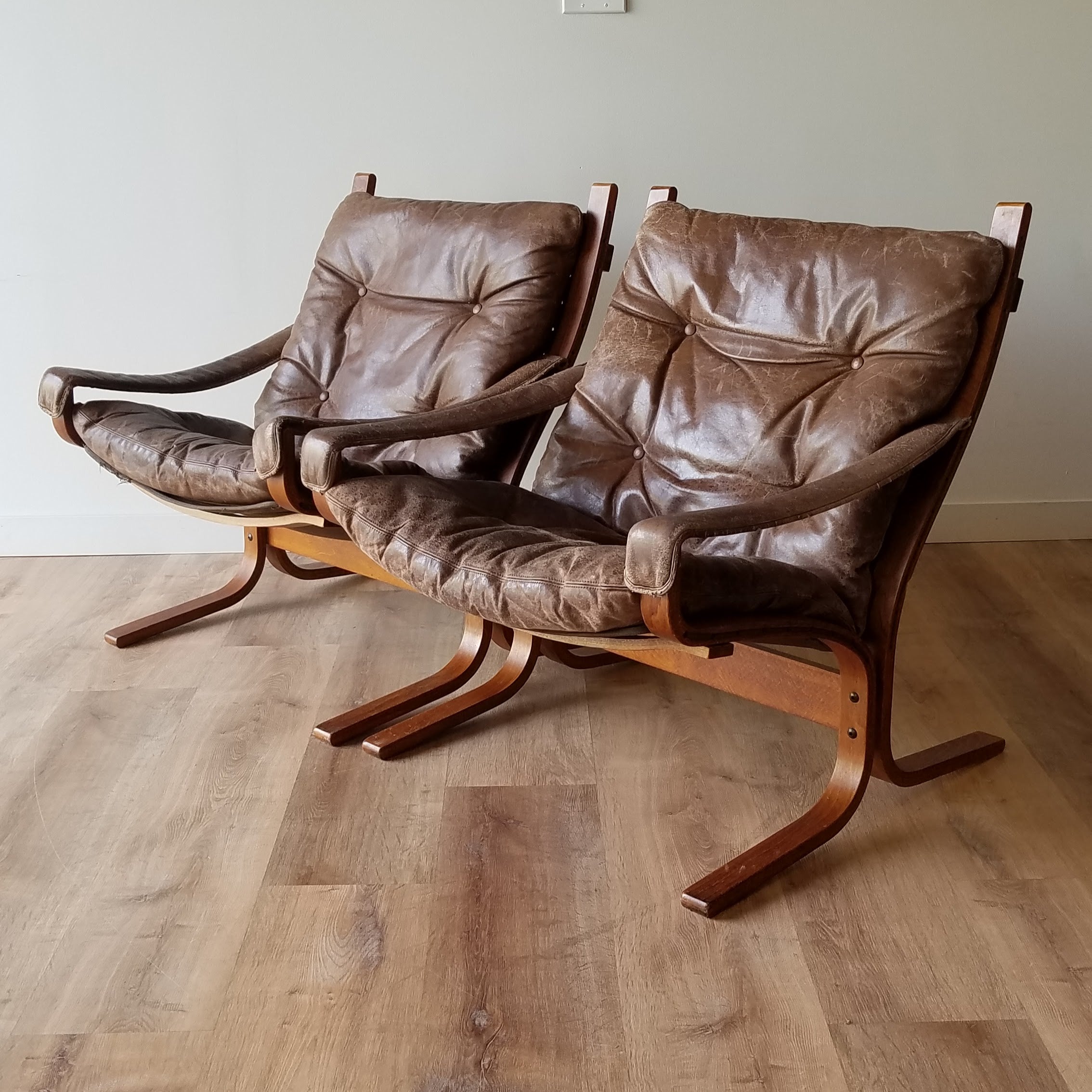Ingmar Relling Leather 'Siesta' Chairs